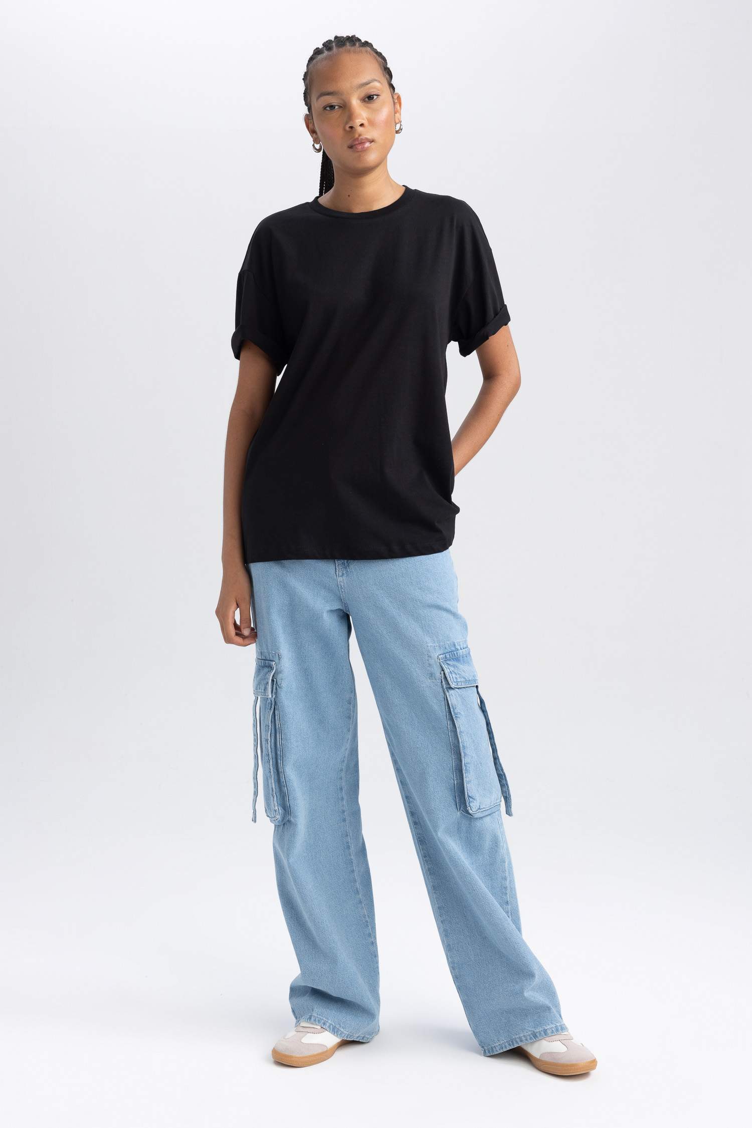 تي شيرت اوفر سايز نص ردن ياخة مستديرة