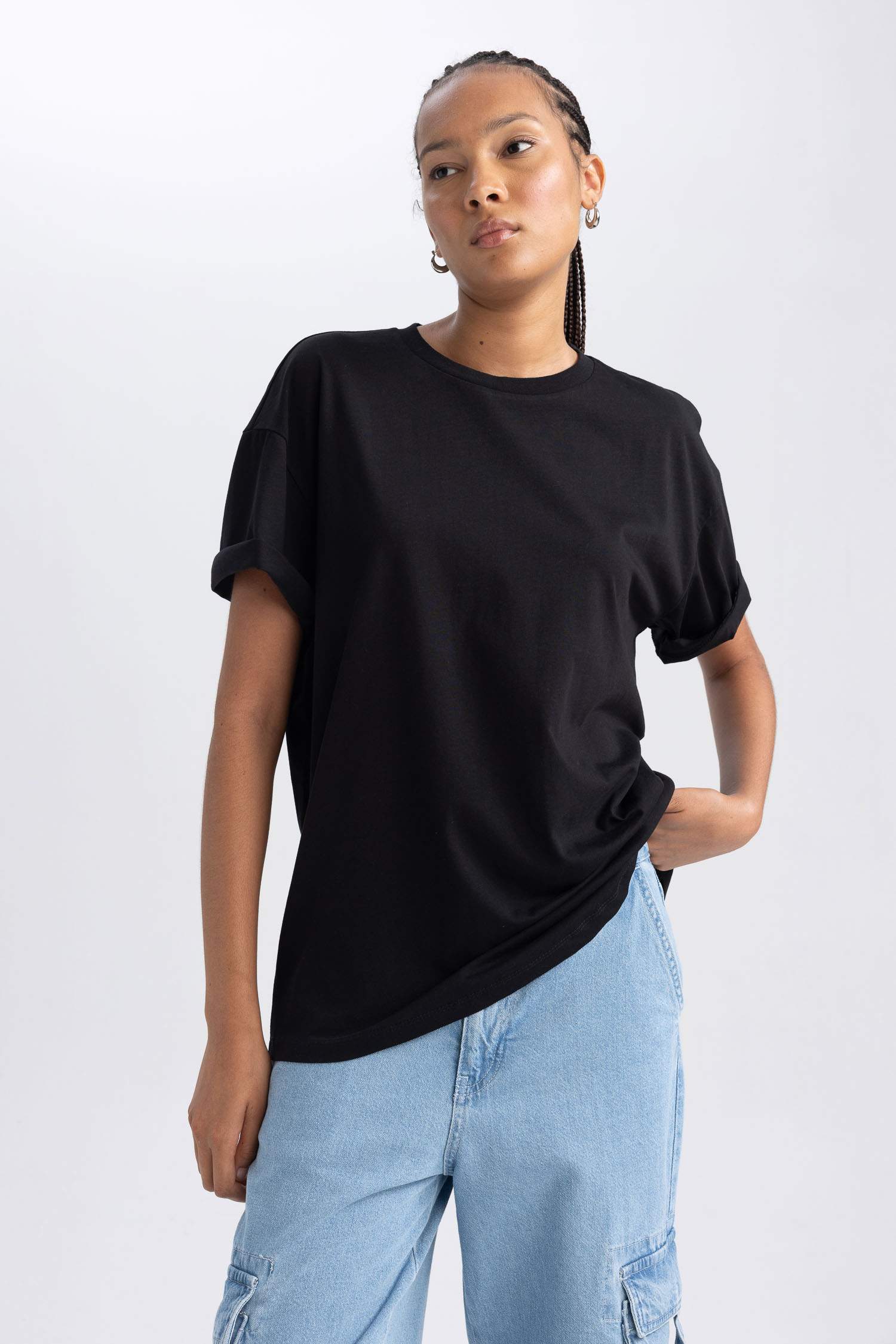 تي شيرت اوفر سايز نص ردن ياخة مستديرة