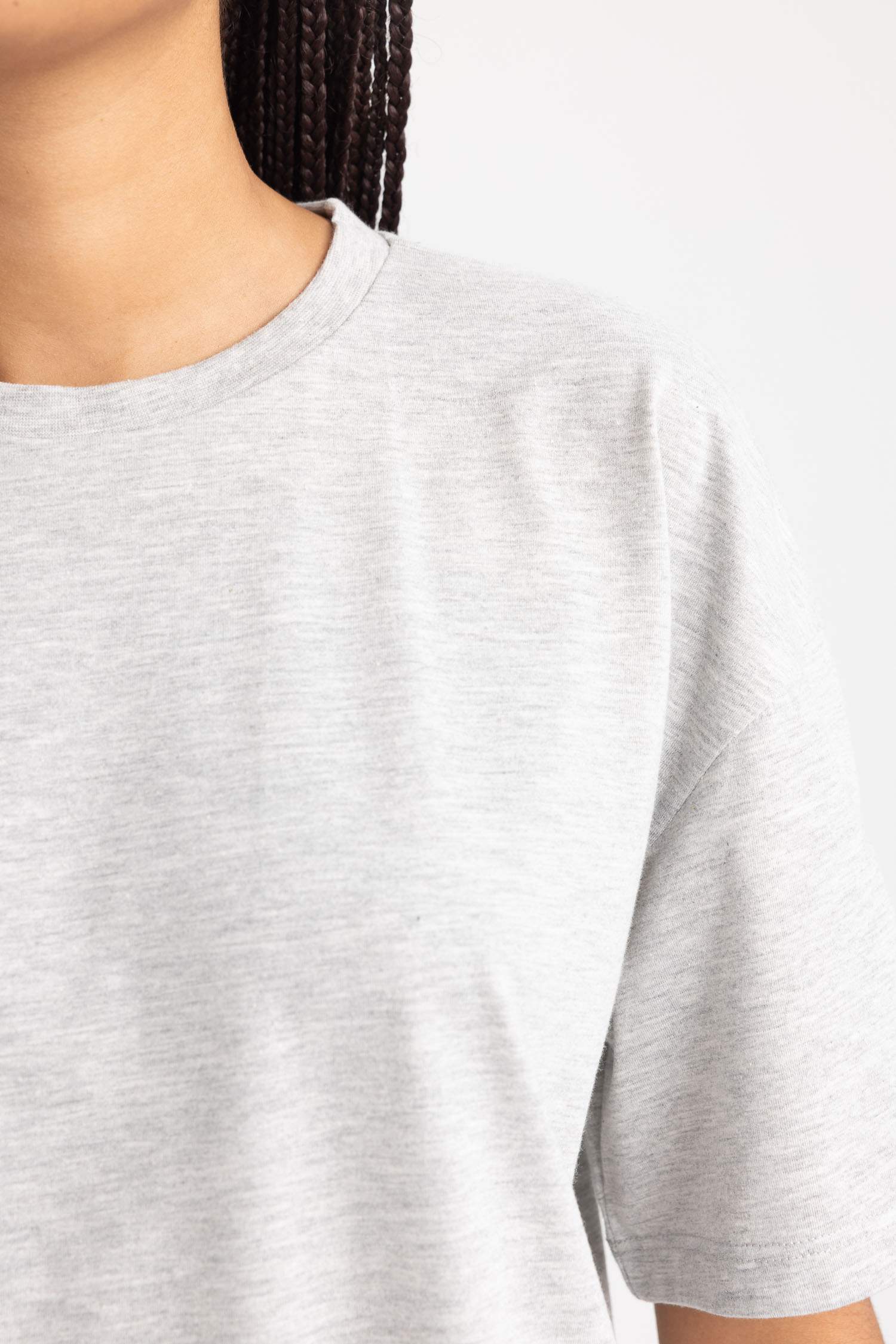 تي شيرت اوفر سايز نص ردن ياخة مستديرة