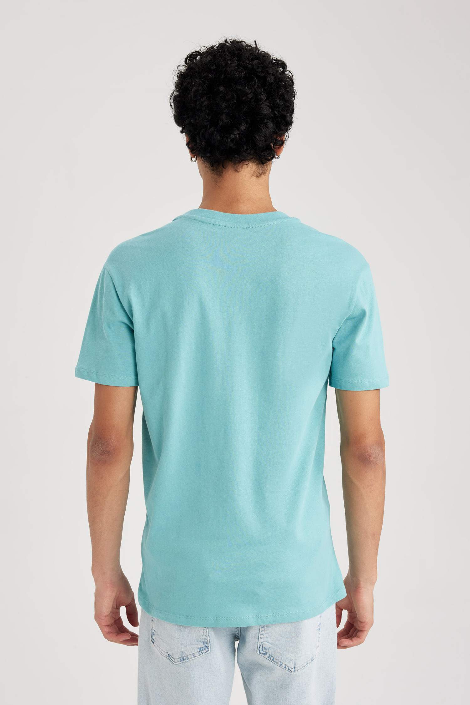 تي شيرت قطن سادة بيزك سليم فيت بياخة مستديرة