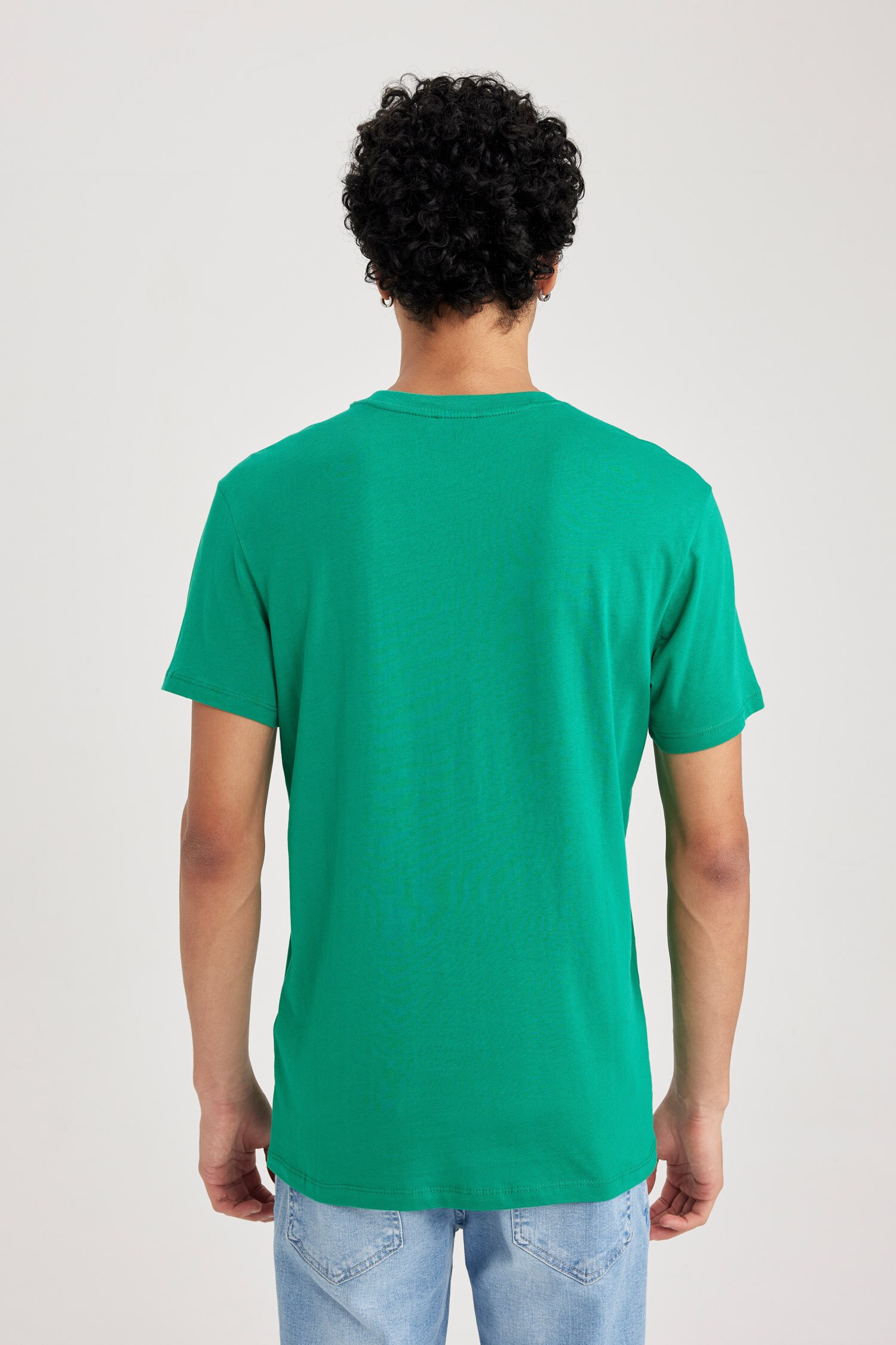 DeFacto %100 Pamuk Slim Fit Basic Tişört görsel 5