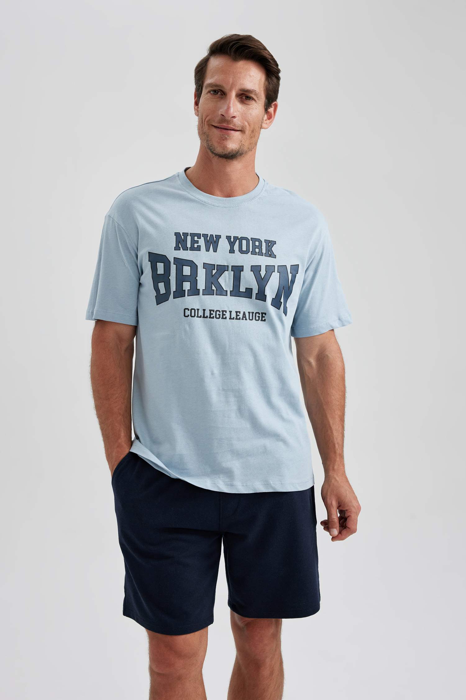 Regular Fit Crew Neck Short Sleeve T-Shirt