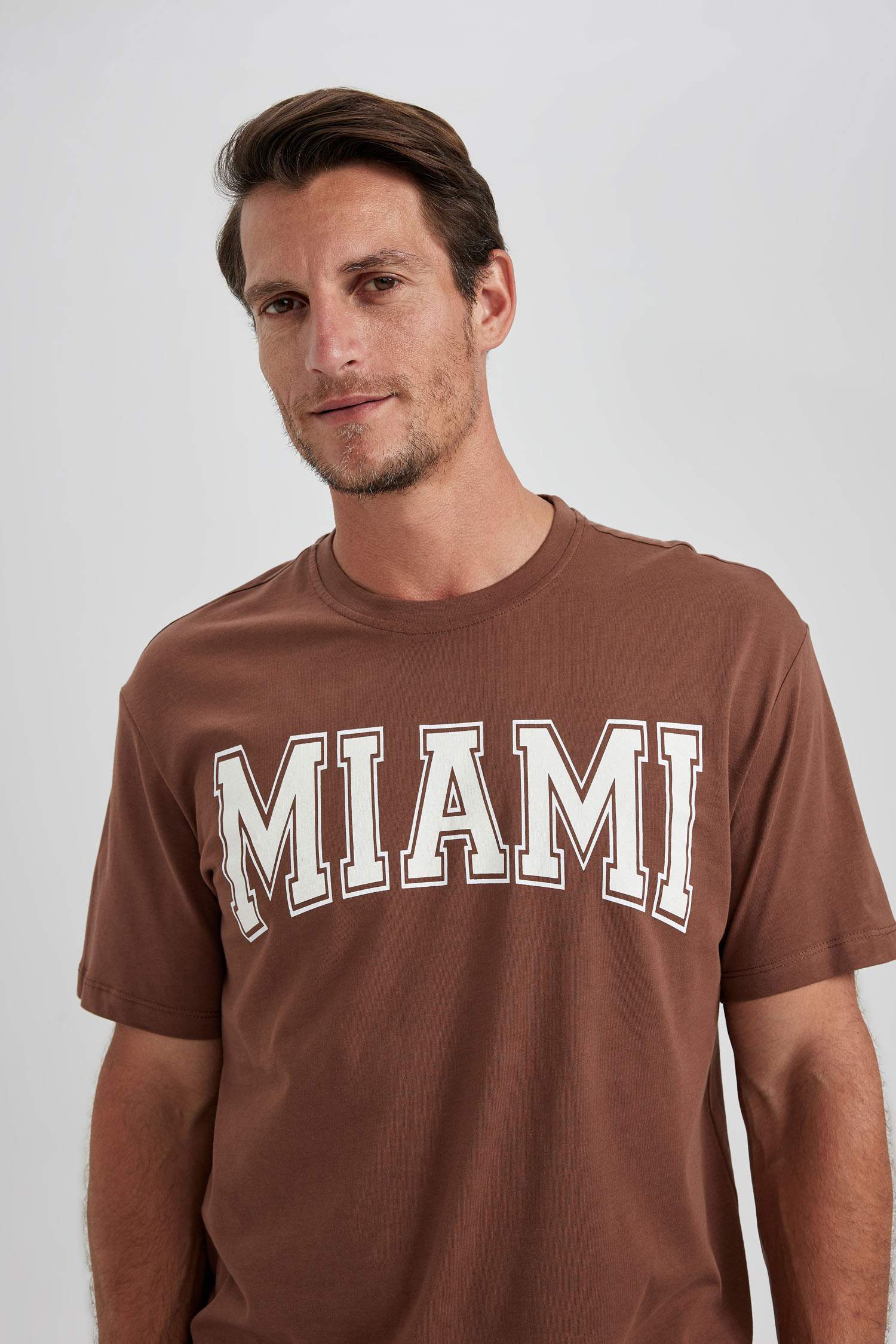 Regular Fit Crew Neck Short Sleeve T-Shirt