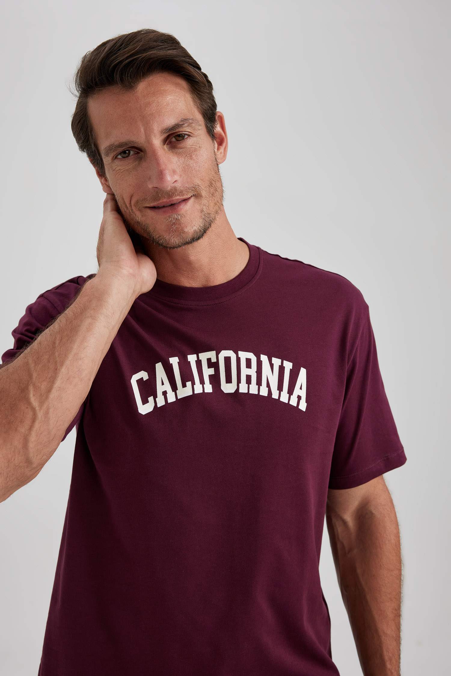 %100 Pamuk Regular Fit Bisiklet Yaka Baskılı Kısa Kollu Tişört