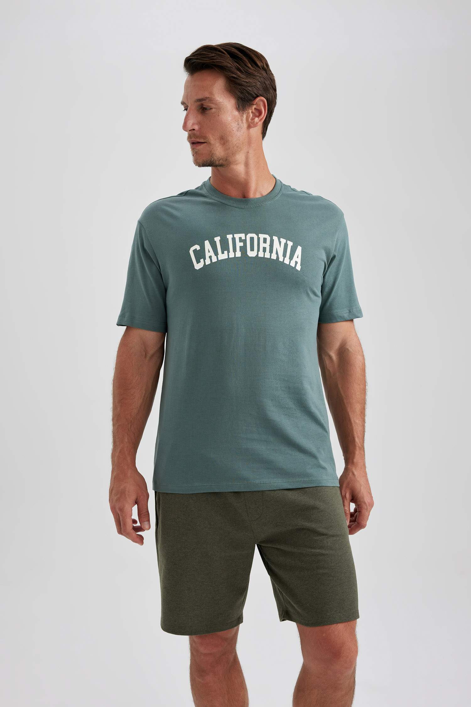 Regular Fit Crew Neck Short Sleeve T-Shirt