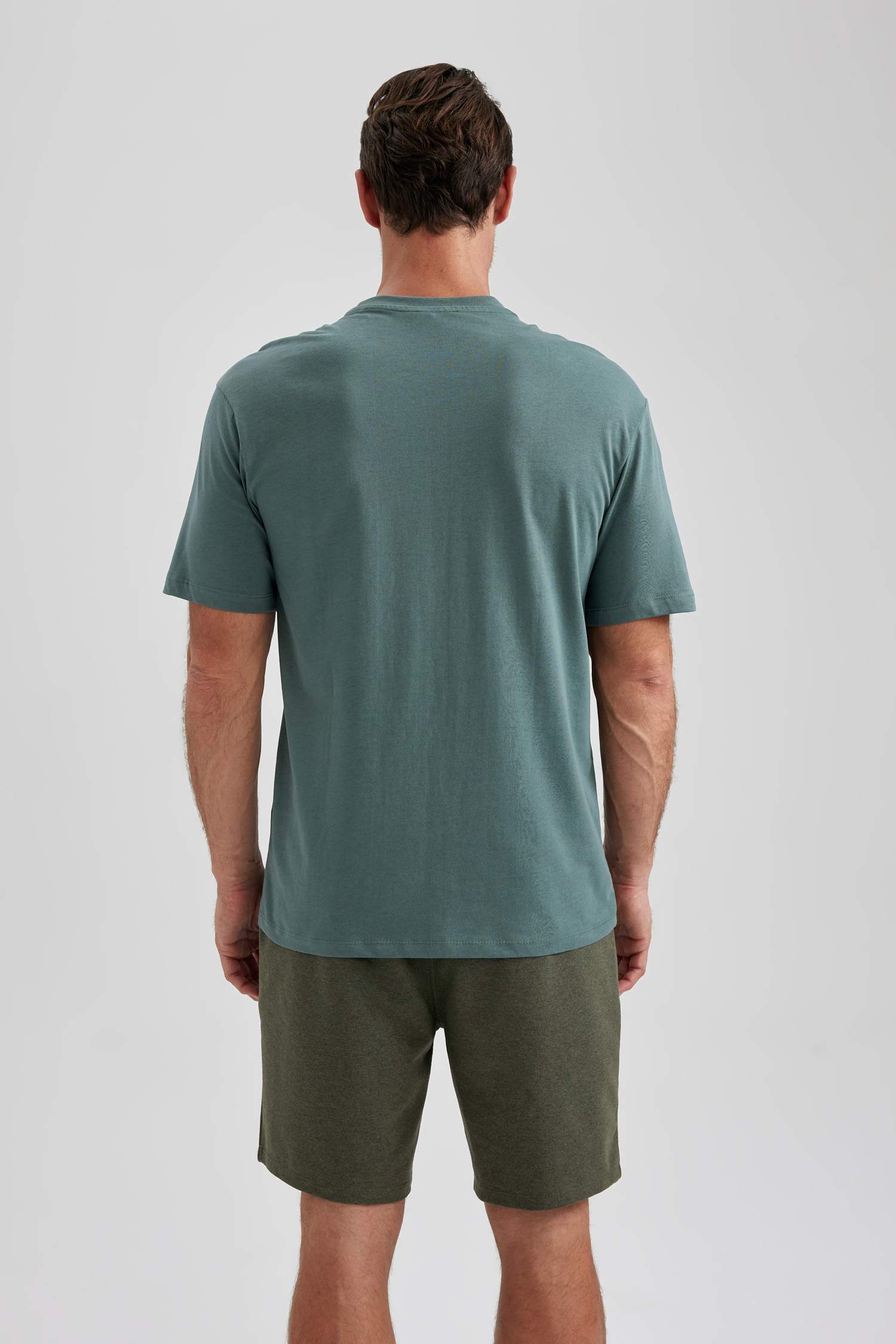 Regular Fit Crew Neck Short Sleeve T-Shirt