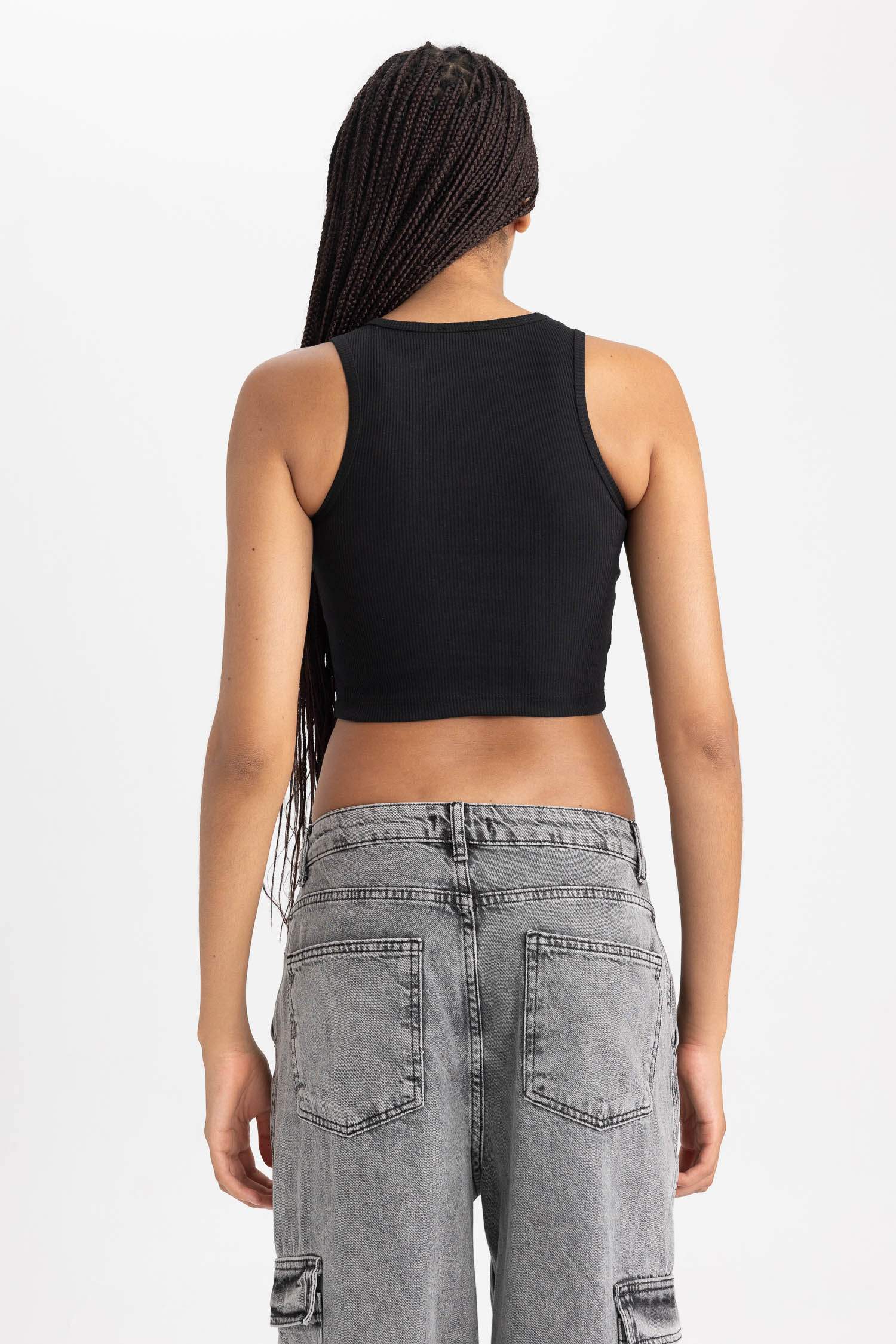 Fitted Halter Neck Tank Top