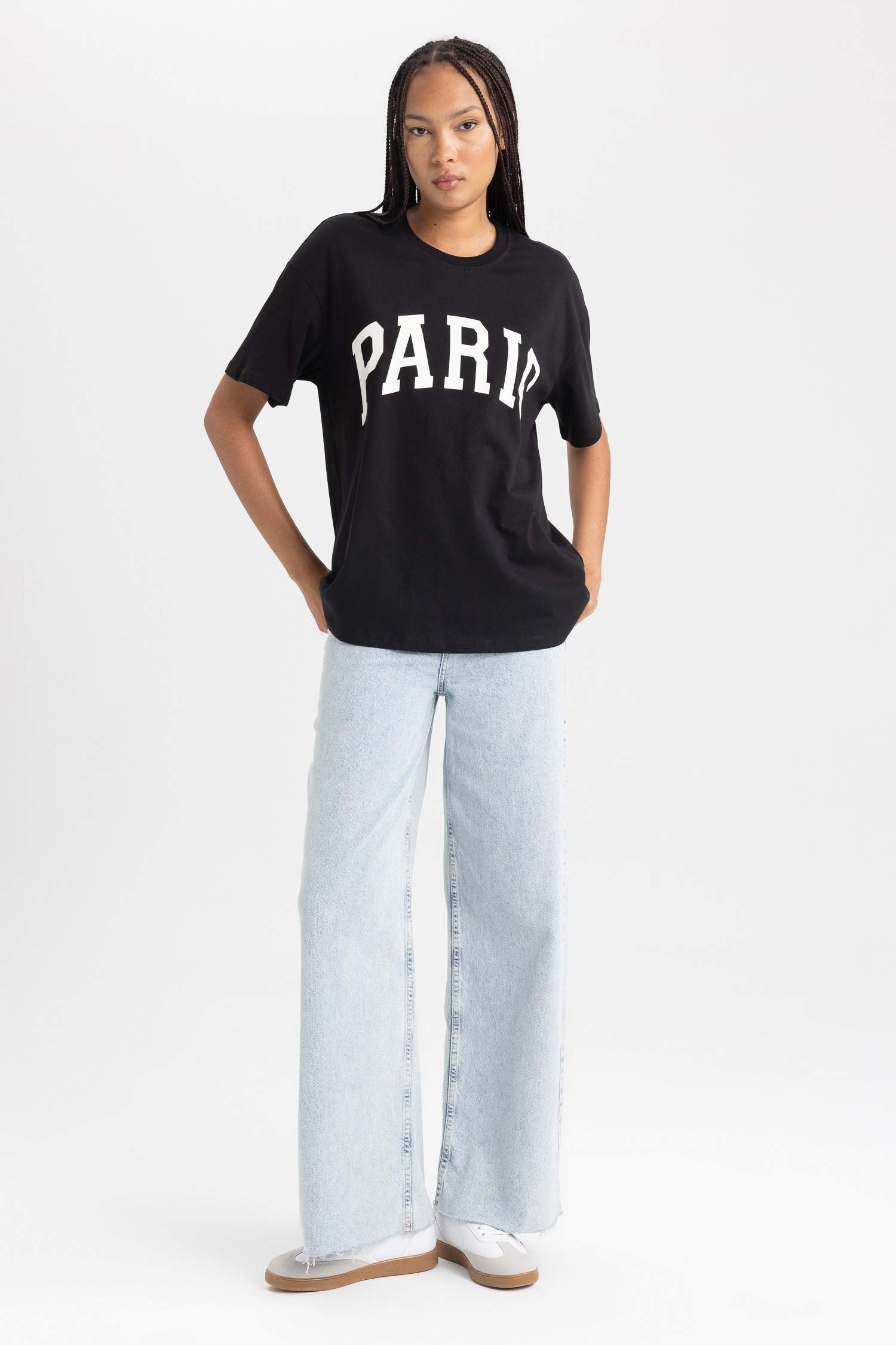 تيشيرت اوفر سايز نص ردن ياخة مستديرة