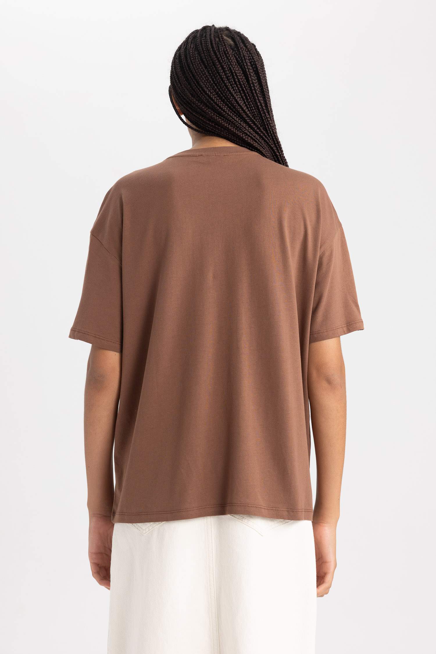 تي شيرت اوفر سايز نص ردن ياخة مستديرة