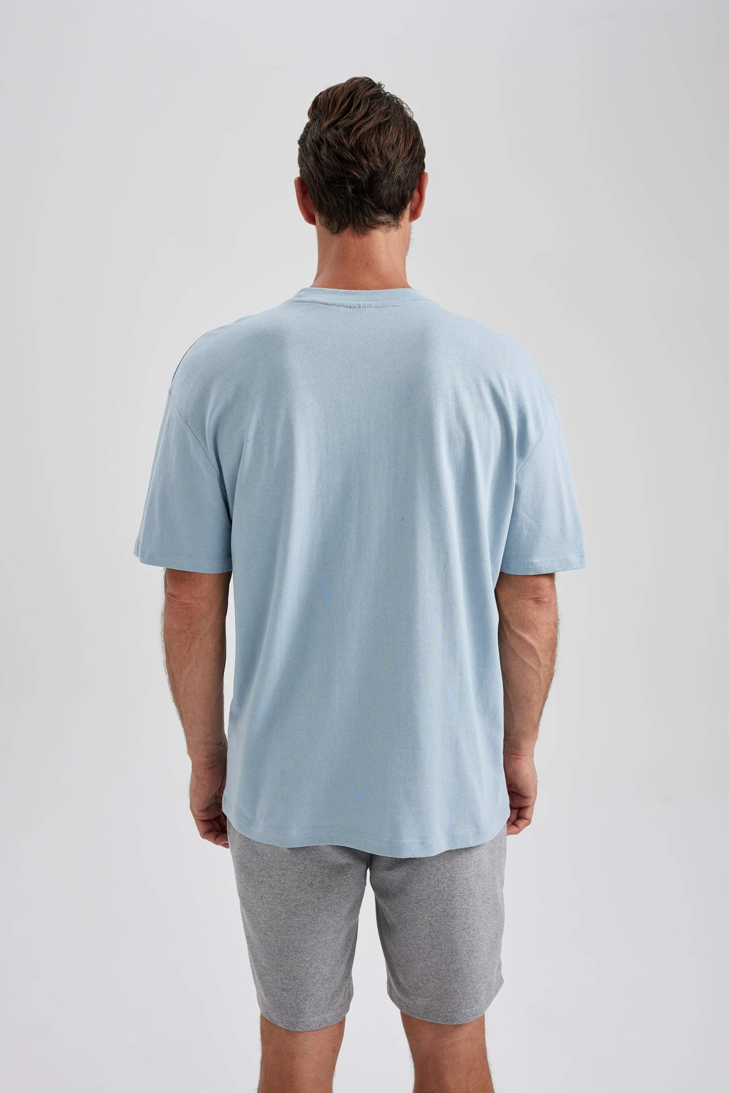 Oversize Fit Crew Neck Short Sleeve T-Shirt