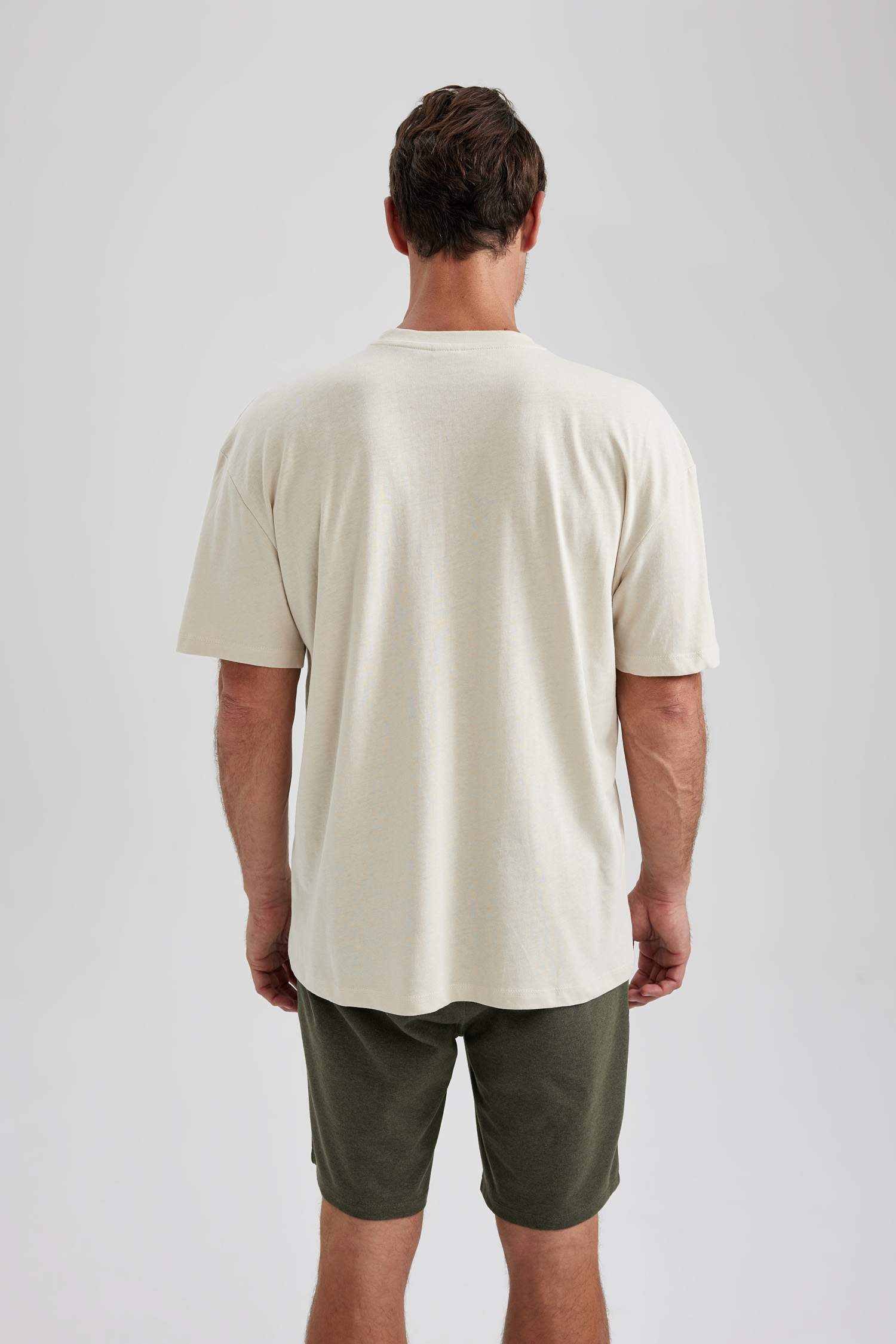 Oversize Fit Crew Neck Short Sleeve T-Shirt
