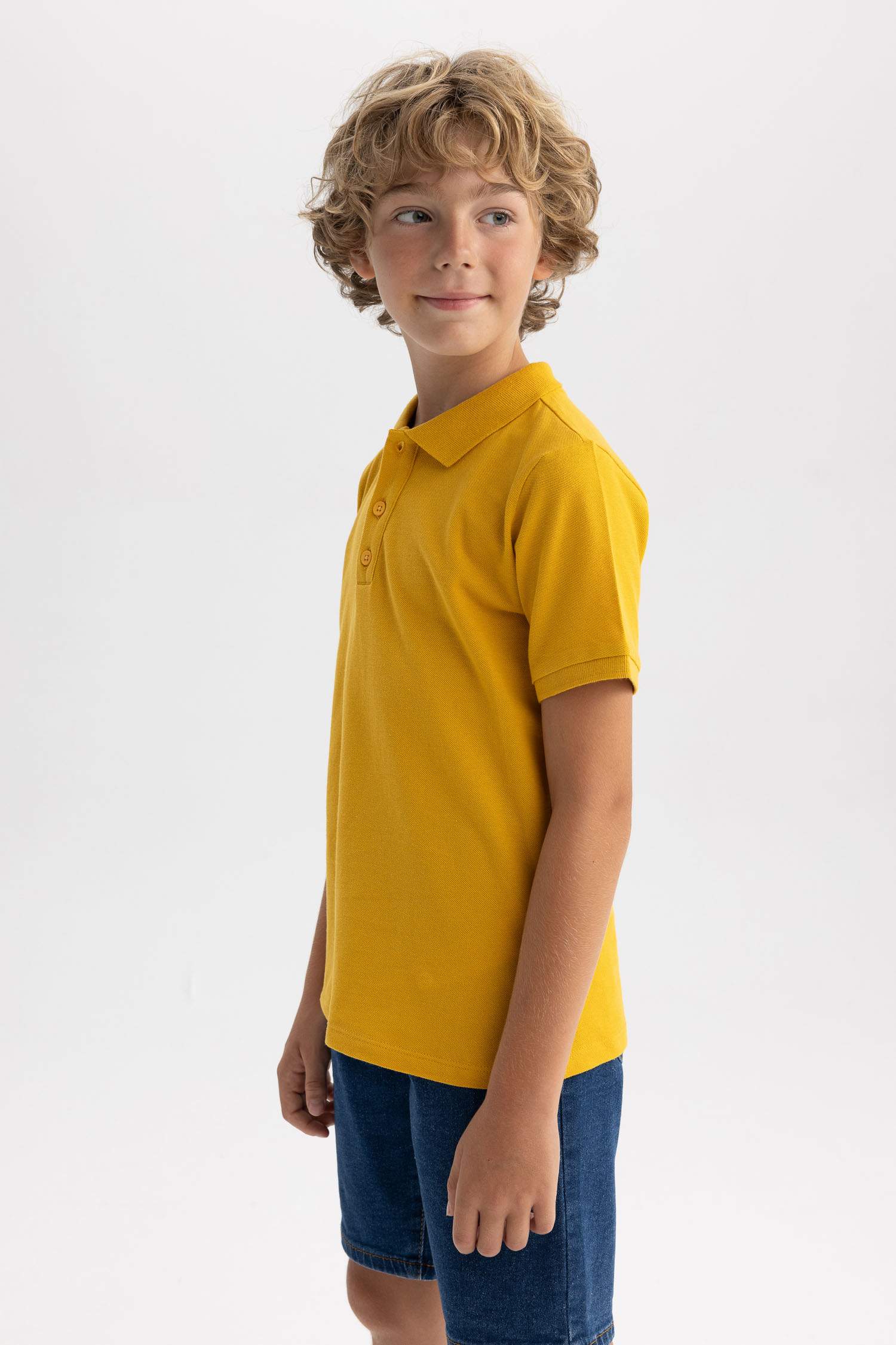 تيشيرت بولو اولادي نص ردن بقصة عادية