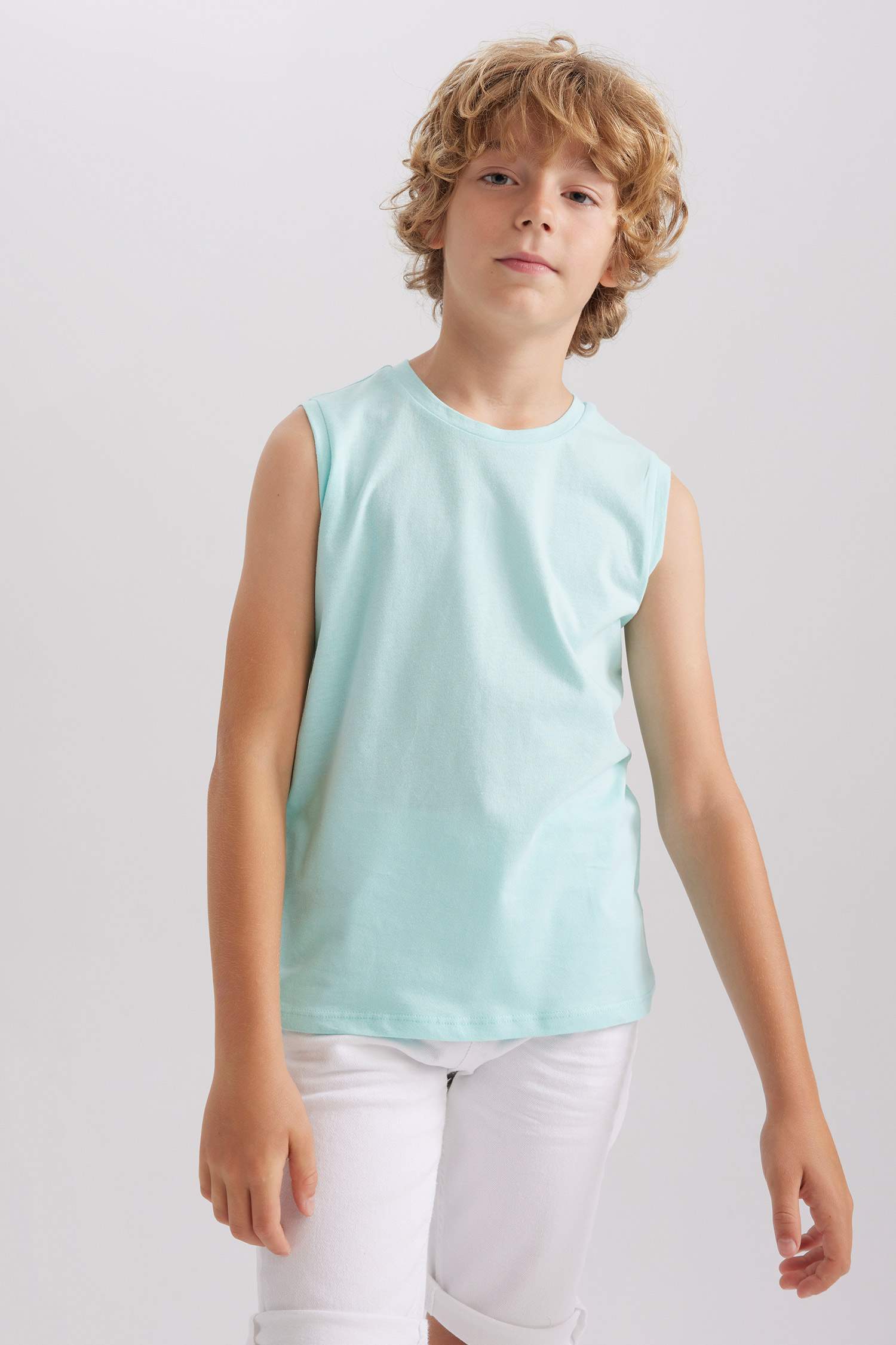 تيشيرت كت اولادي قصة عادية