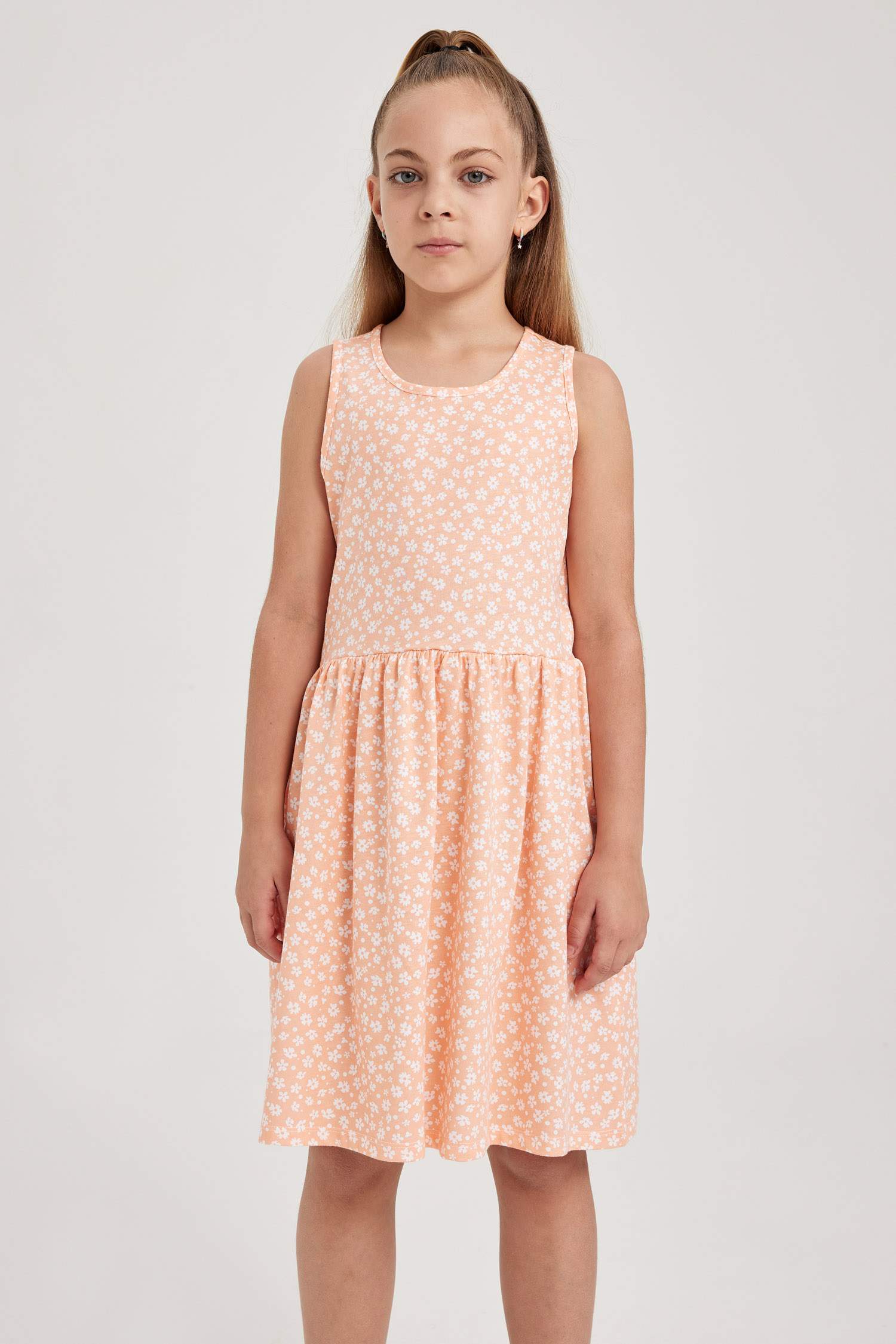 Desenli Pamuklu Kolsuz Elbise Kız Çocuk