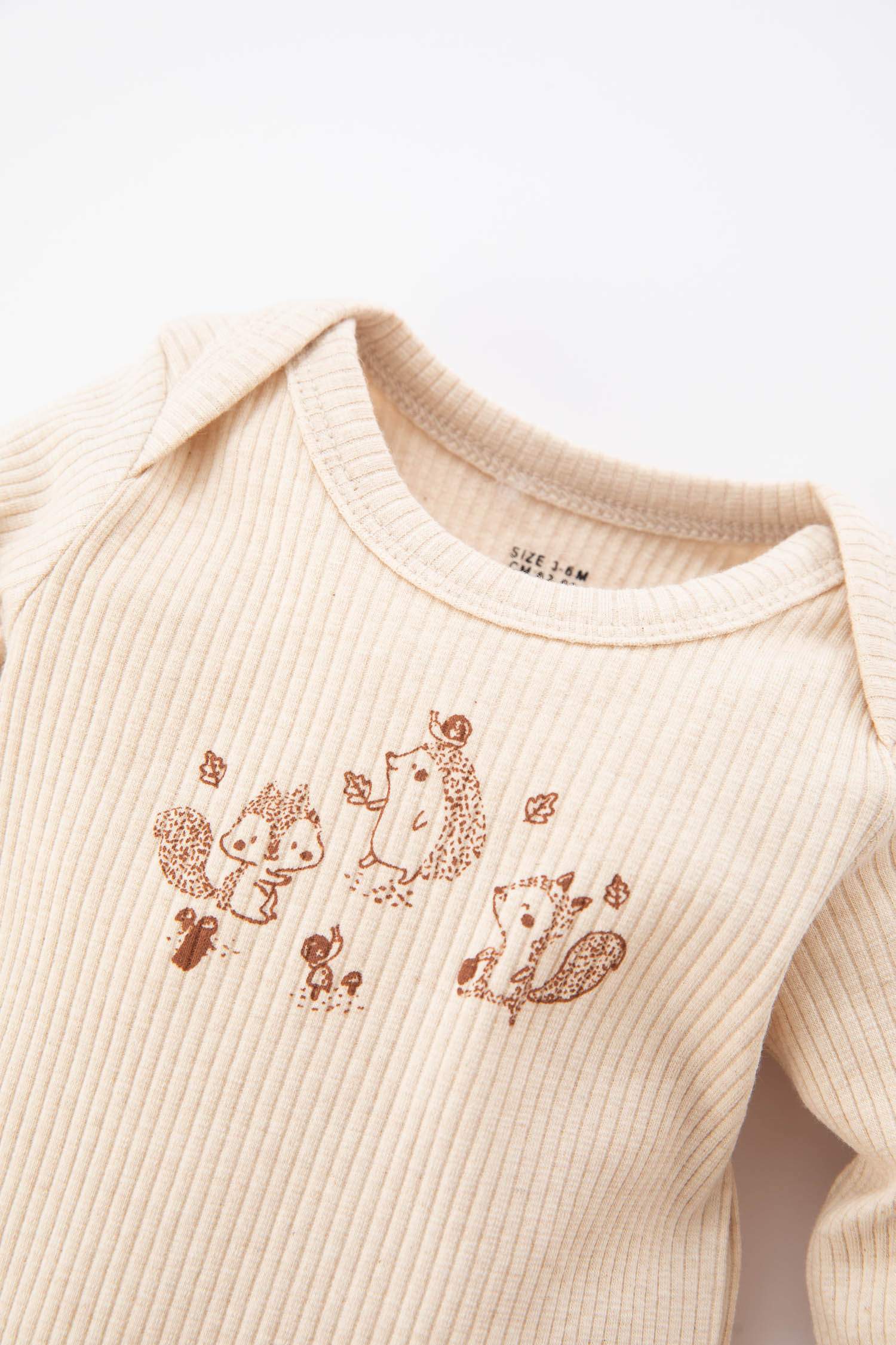 سالوبيت اولادي حديثي الولادة كم طويل مضلع