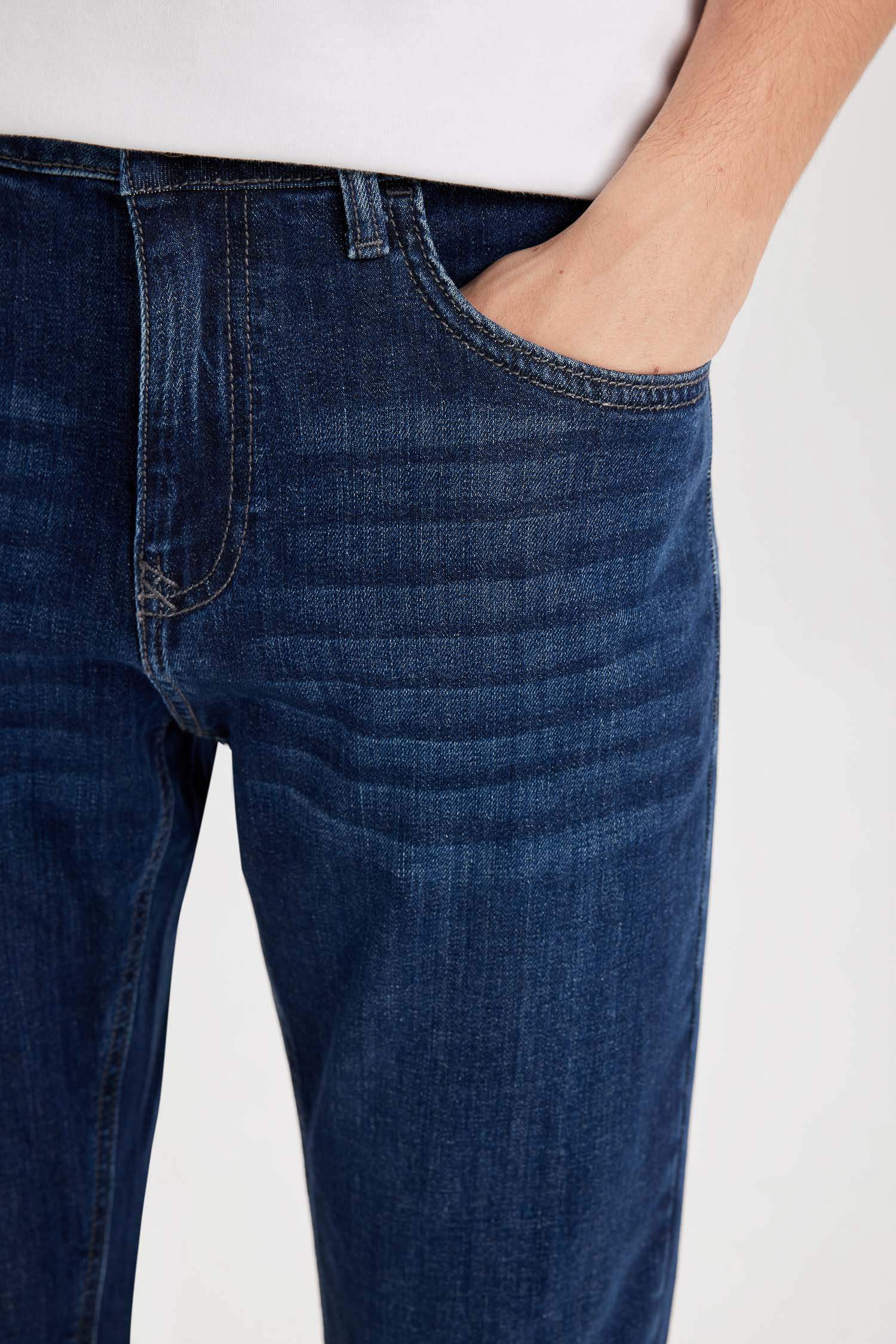 Sergio Regular Fit Normal Waist Jeans