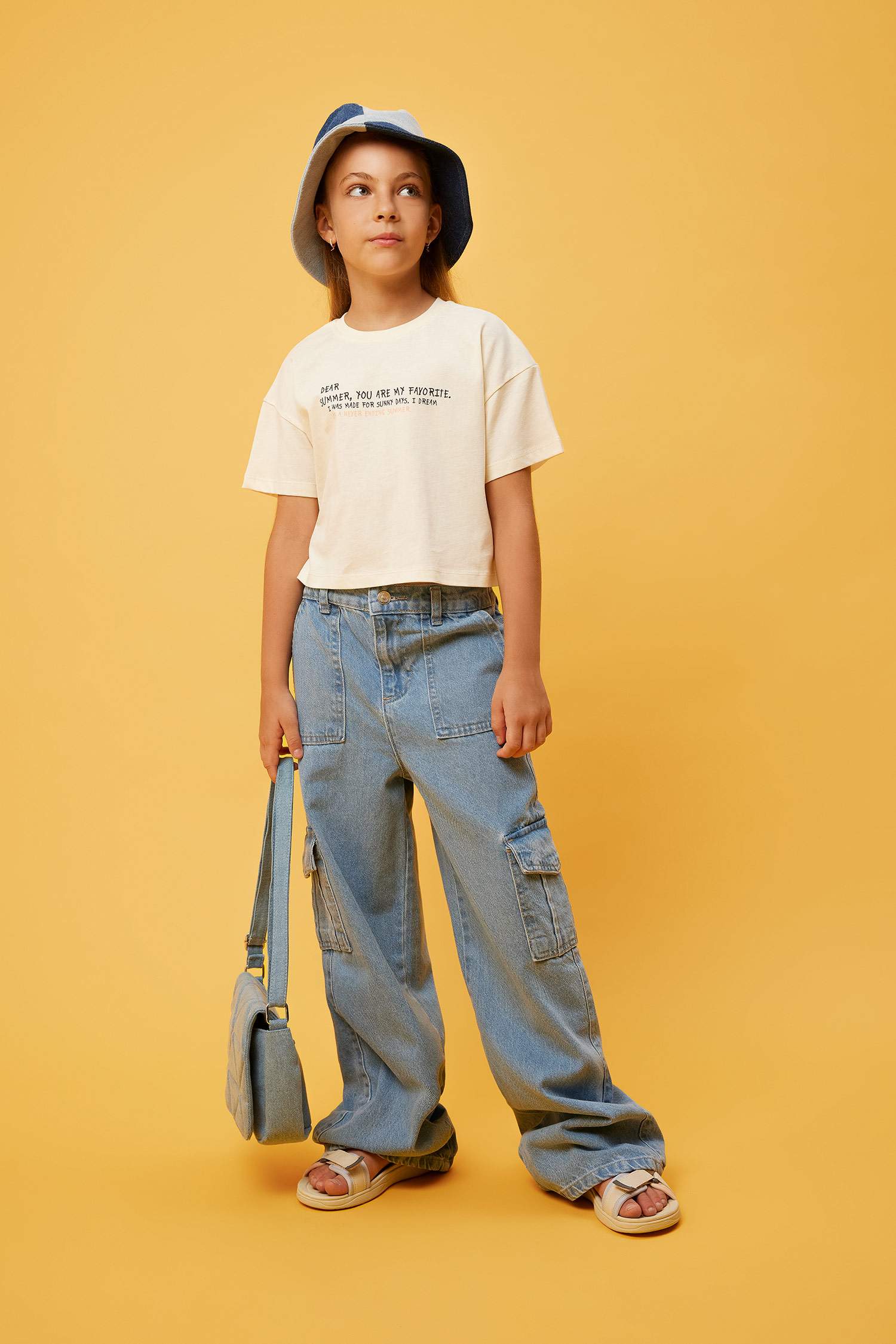 تي شيرت كروب نص كم بناتي