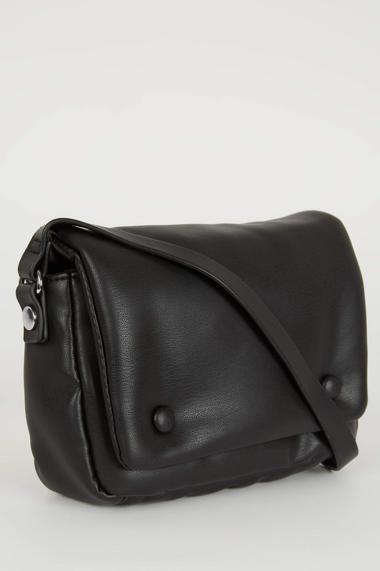 شنطة كروس نسائي جلد صناعي