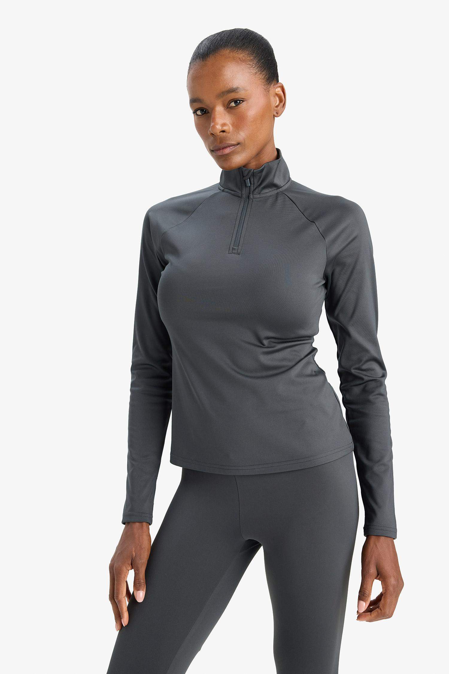 DeFactoFit Standard Fit Zippered Sports T-Shirt