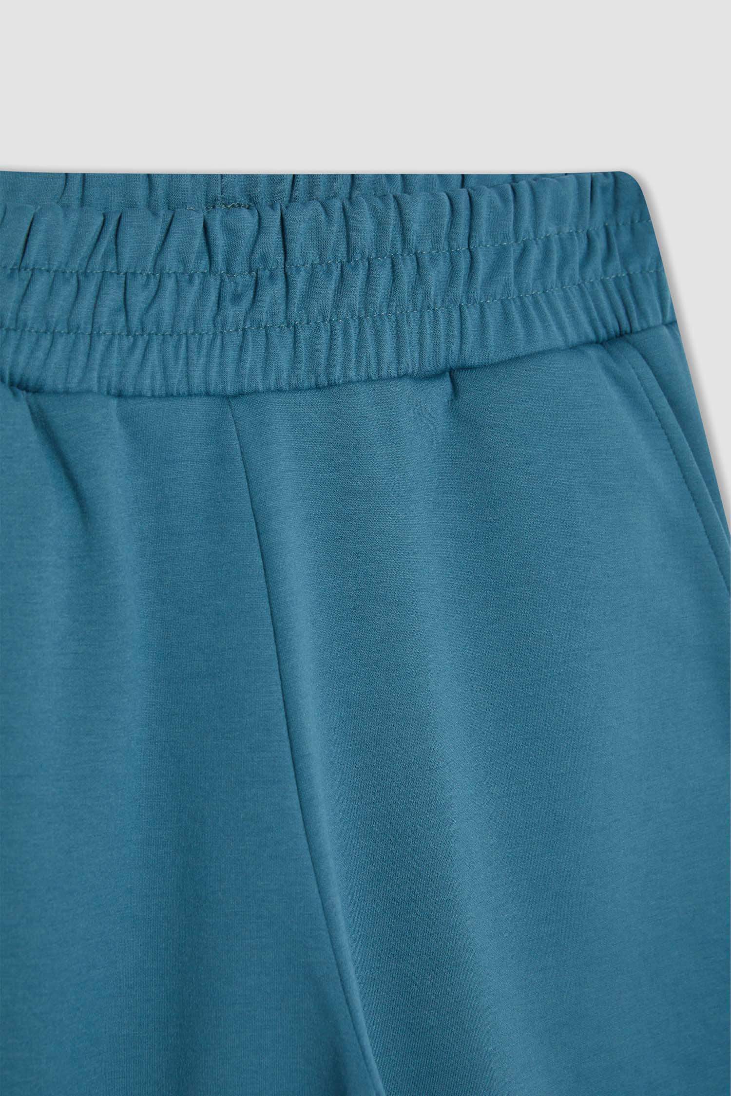 بنطلون بجامة رياضي اوفر سايز بجيب من DeFactoFit