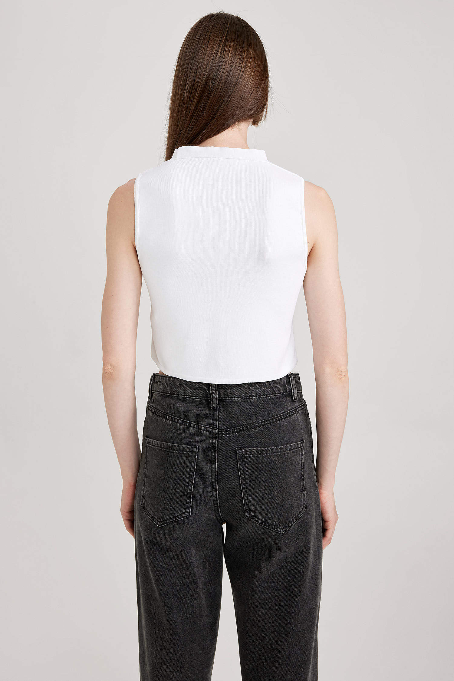 Ecru Woman Slim Fit Vest 2855999 | DeFacto