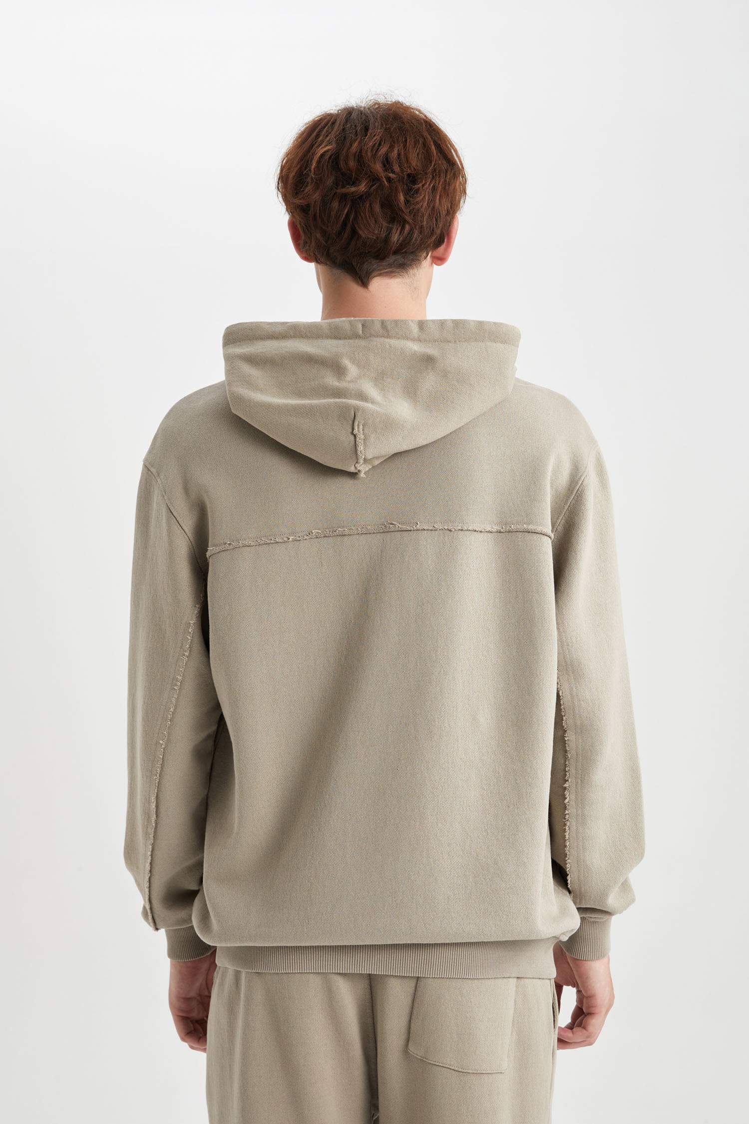 Світшот стандартного крою з капюшоном для чоловіків