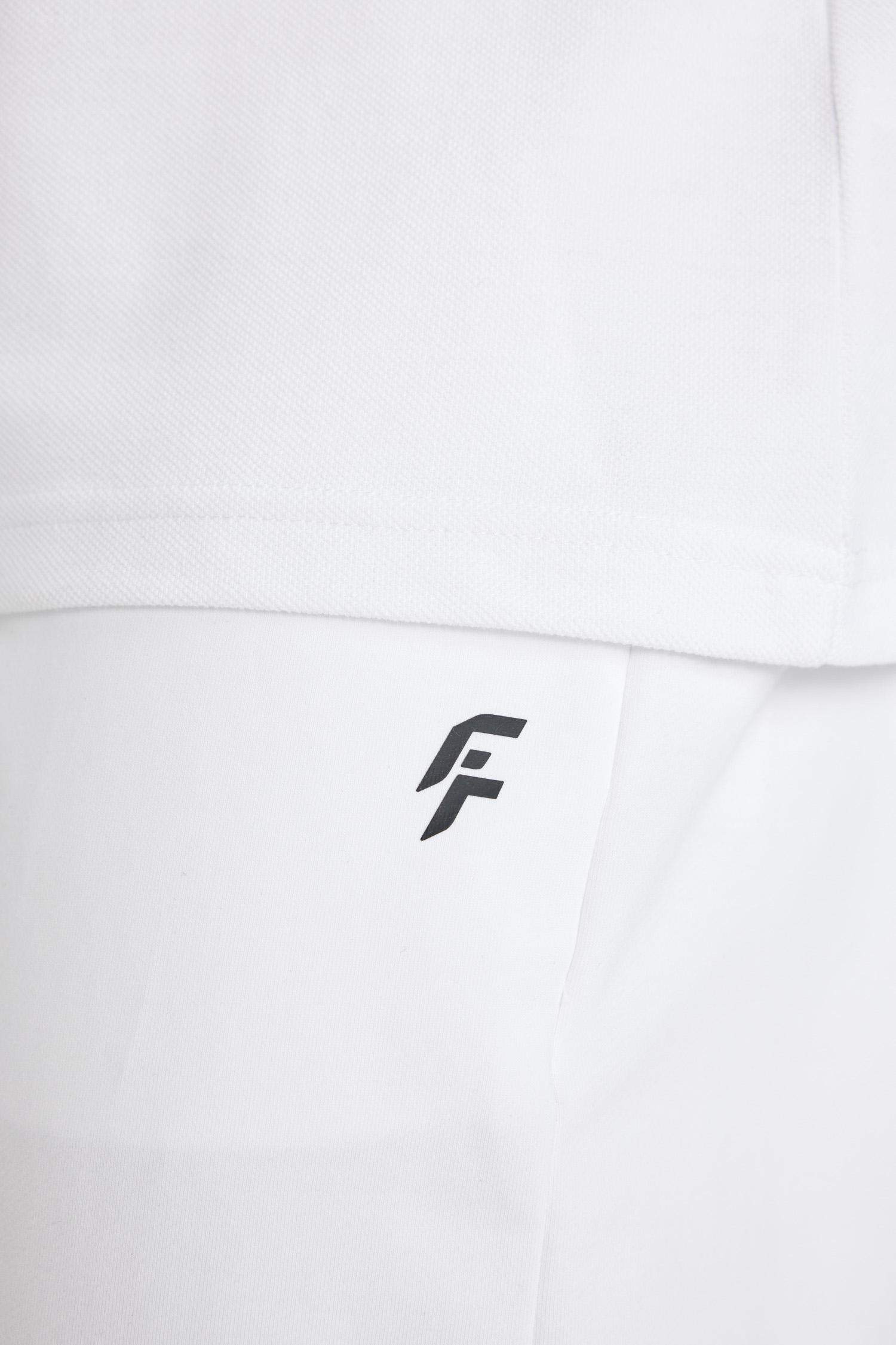 Standart Fit Sporcu Kısa Paça Şort