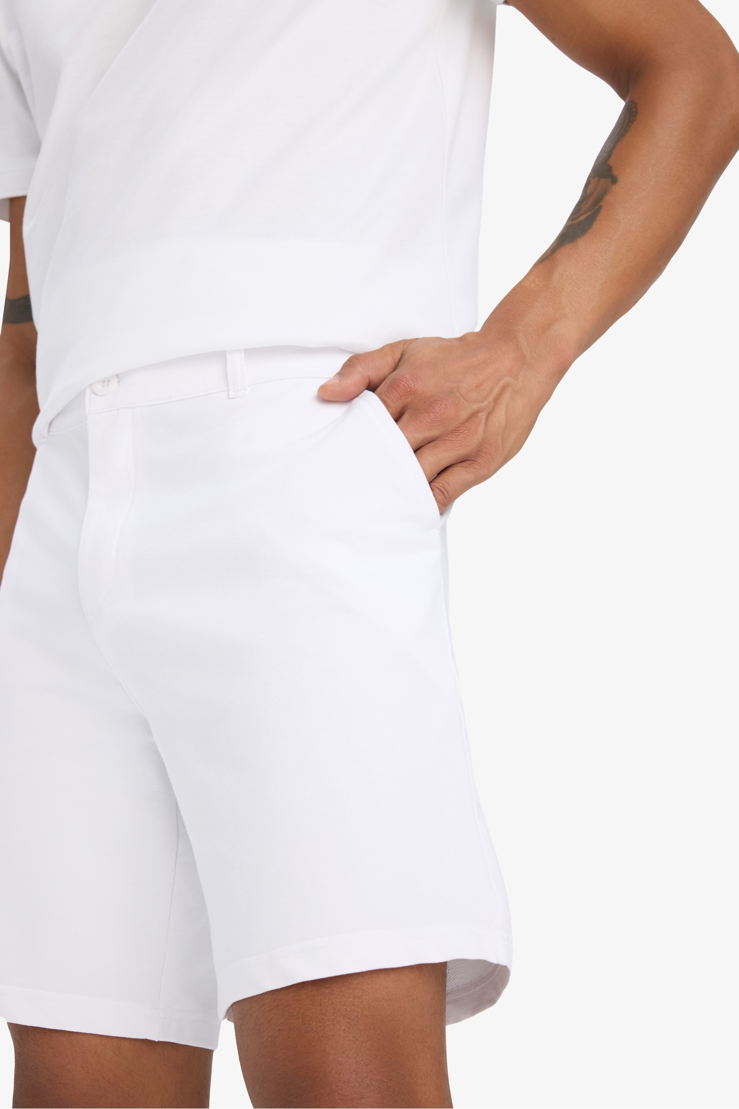 DeFactoFit Standart Fit Sporcu Kısa Paça Şort