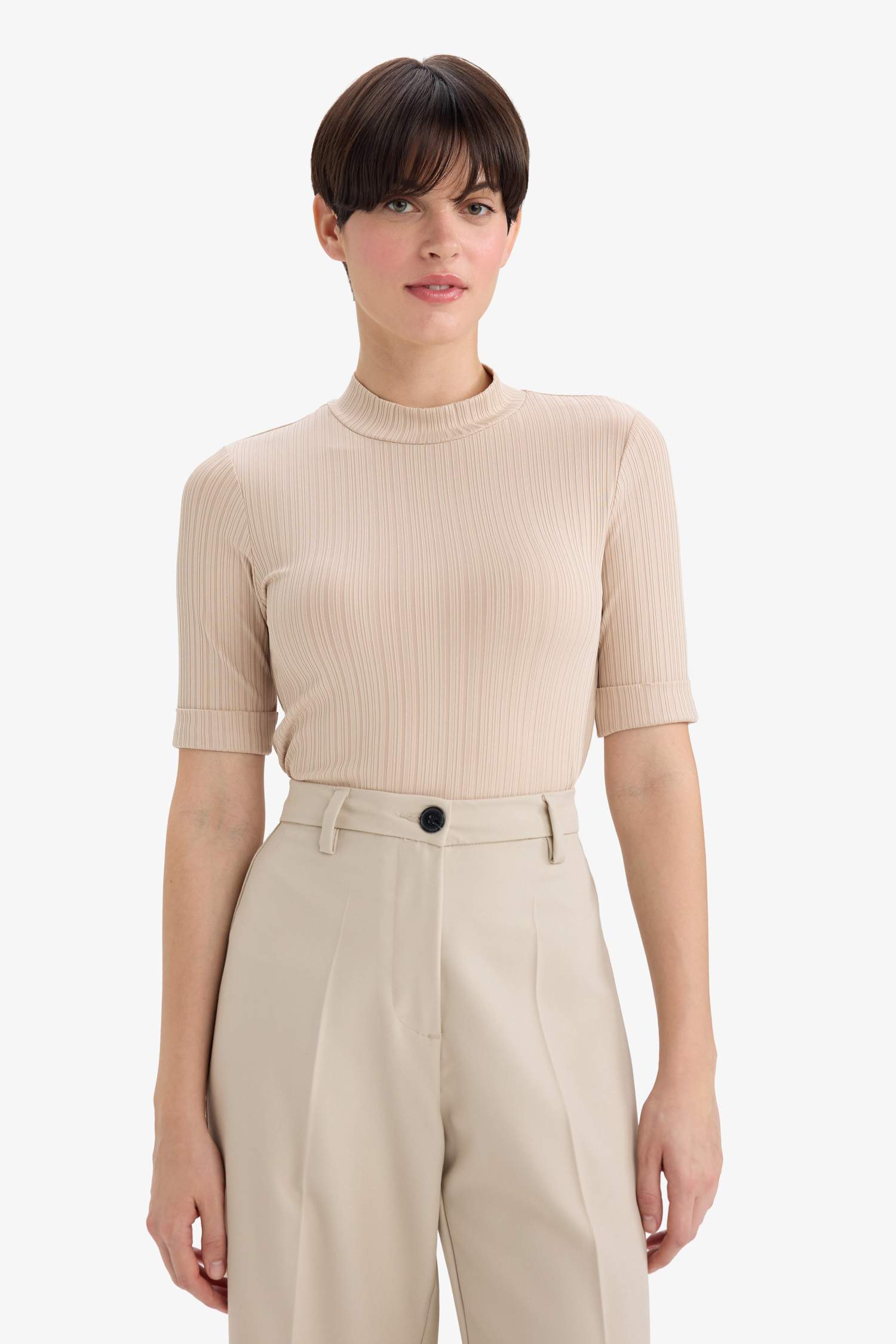 Regular Fit Yarım Balıkçı Yaka Fitilli Kaşkorse Kısa Kollu Tişört