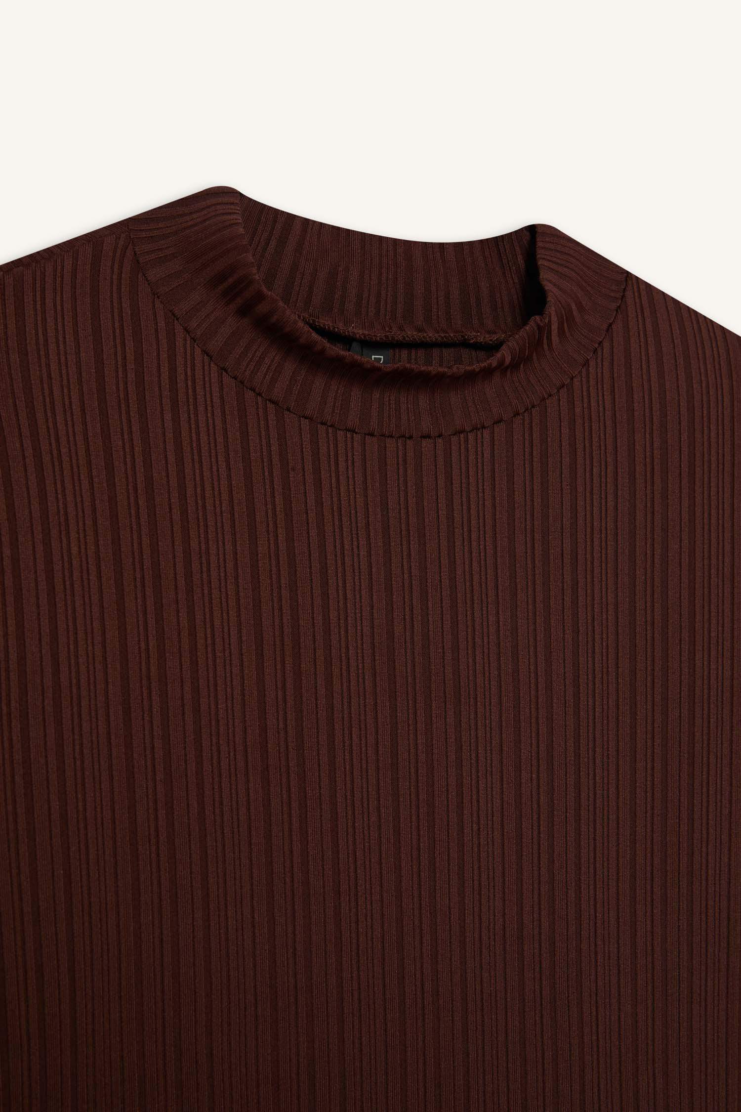 Regular Fit Yarım Balıkçı Yaka Fitilli Kaşkorse Kısa Kollu Tişört