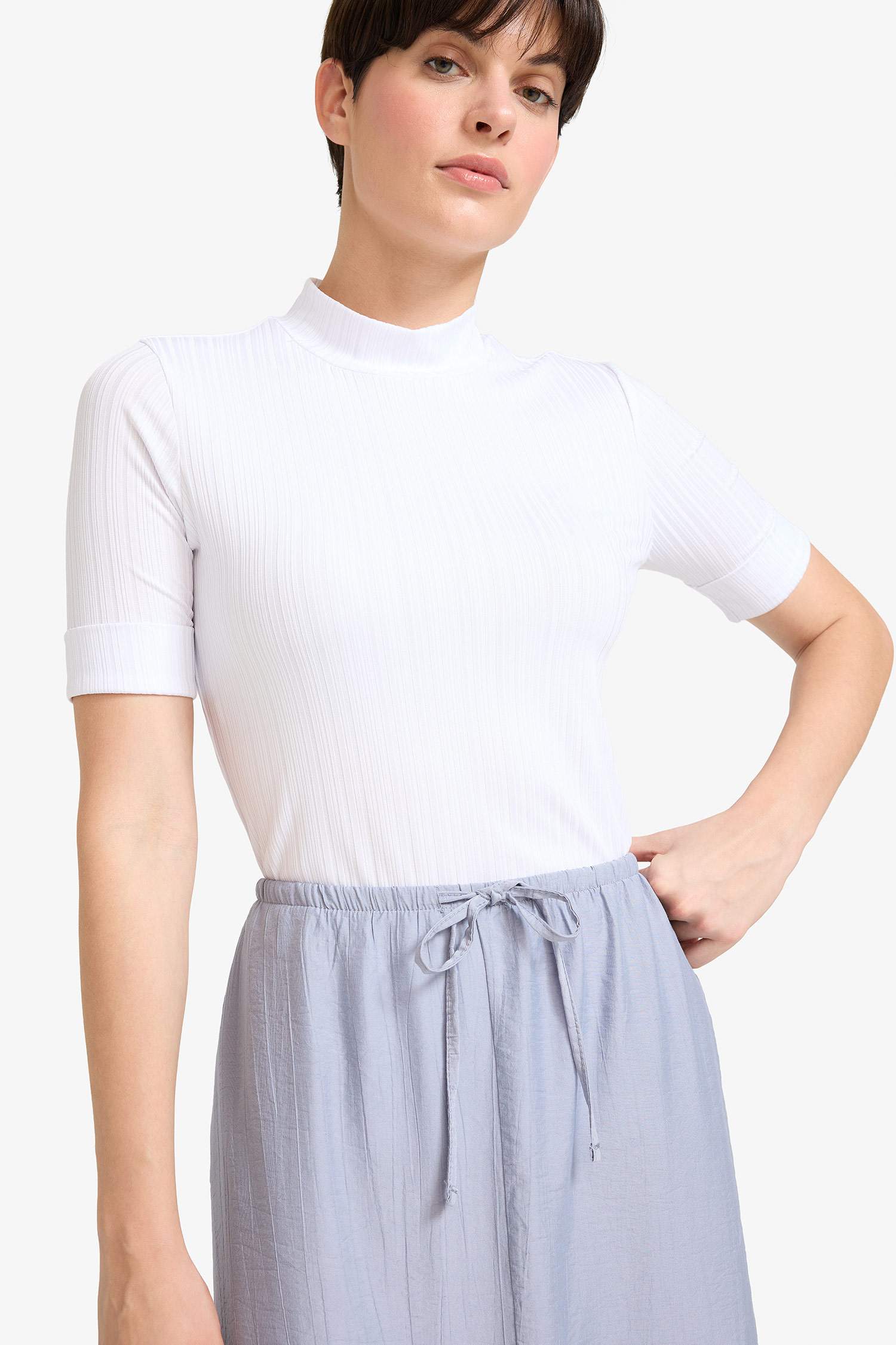 Regular Fit Yarım Balıkçı Yaka Fitilli Kaşkorse Kısa Kollu Tişört