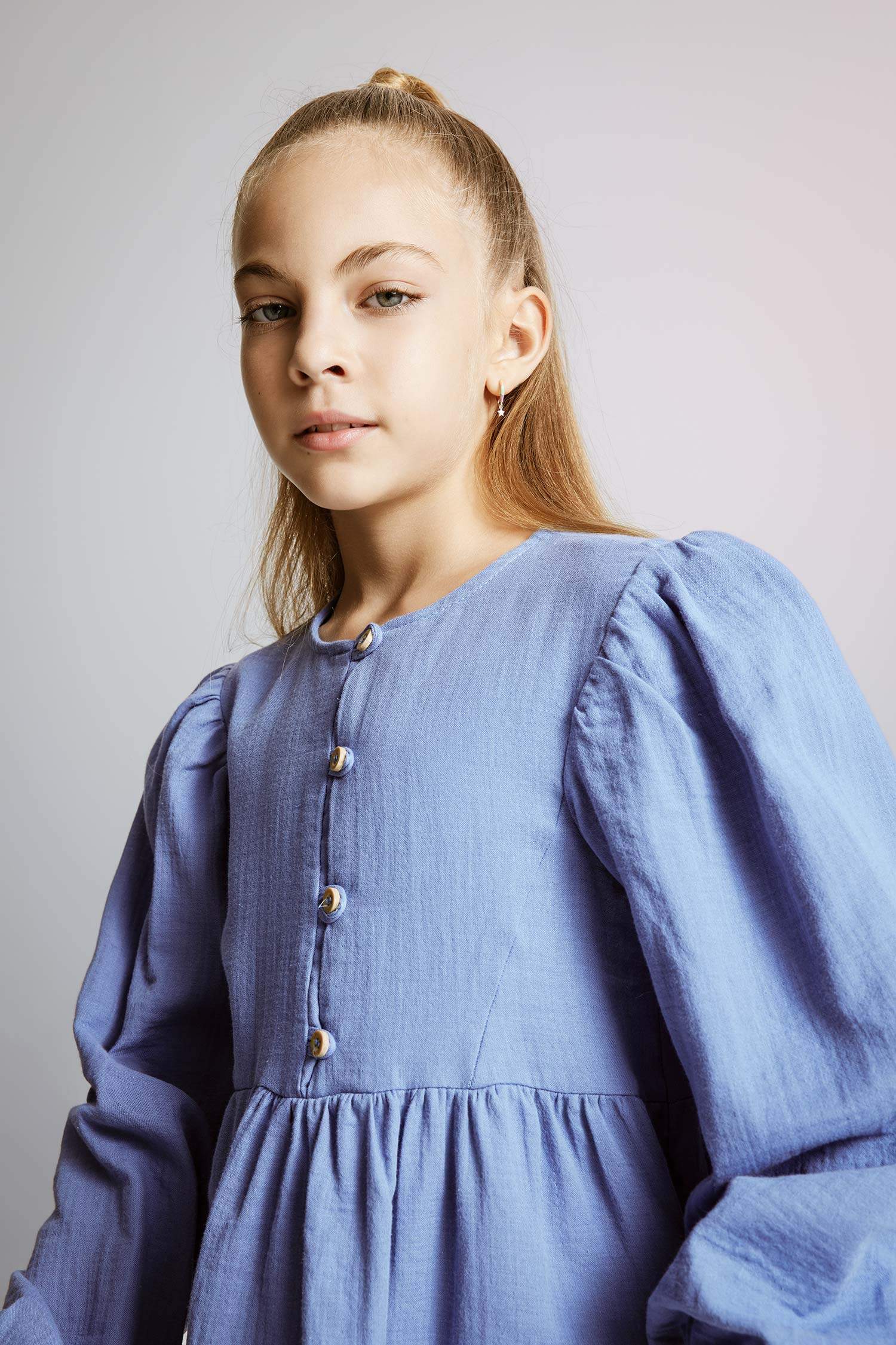 فستان موسلين قصة عادية