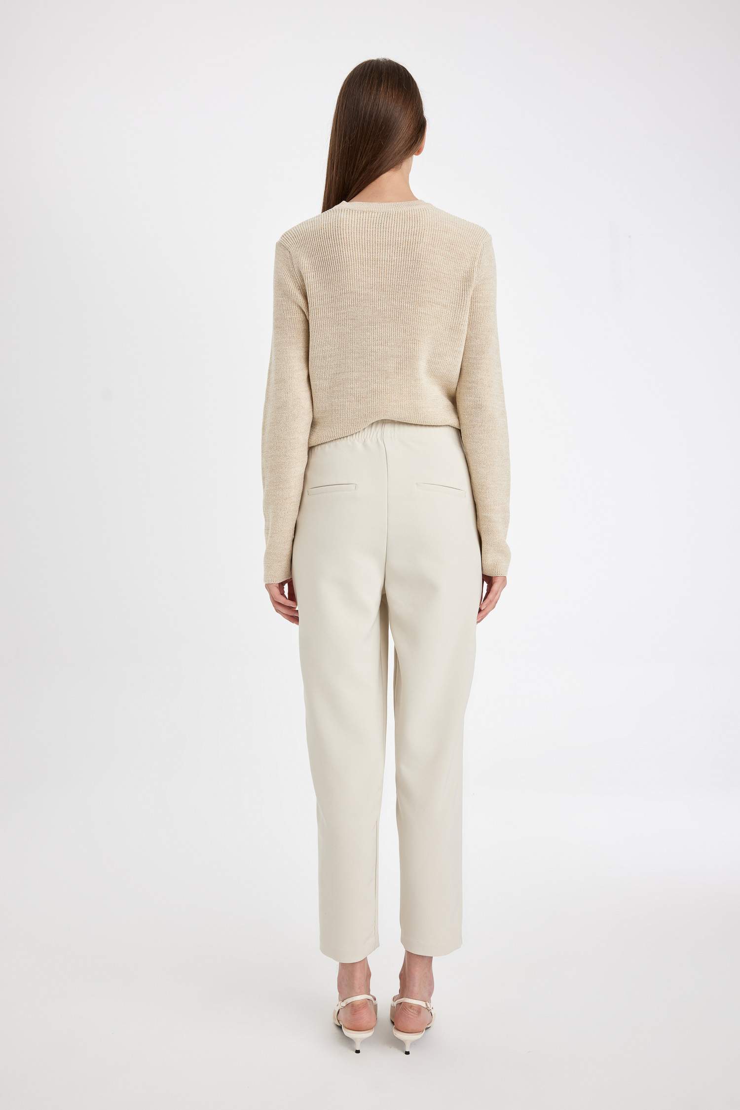 بنطلون كاروت فيت بجيب وخصر عالي