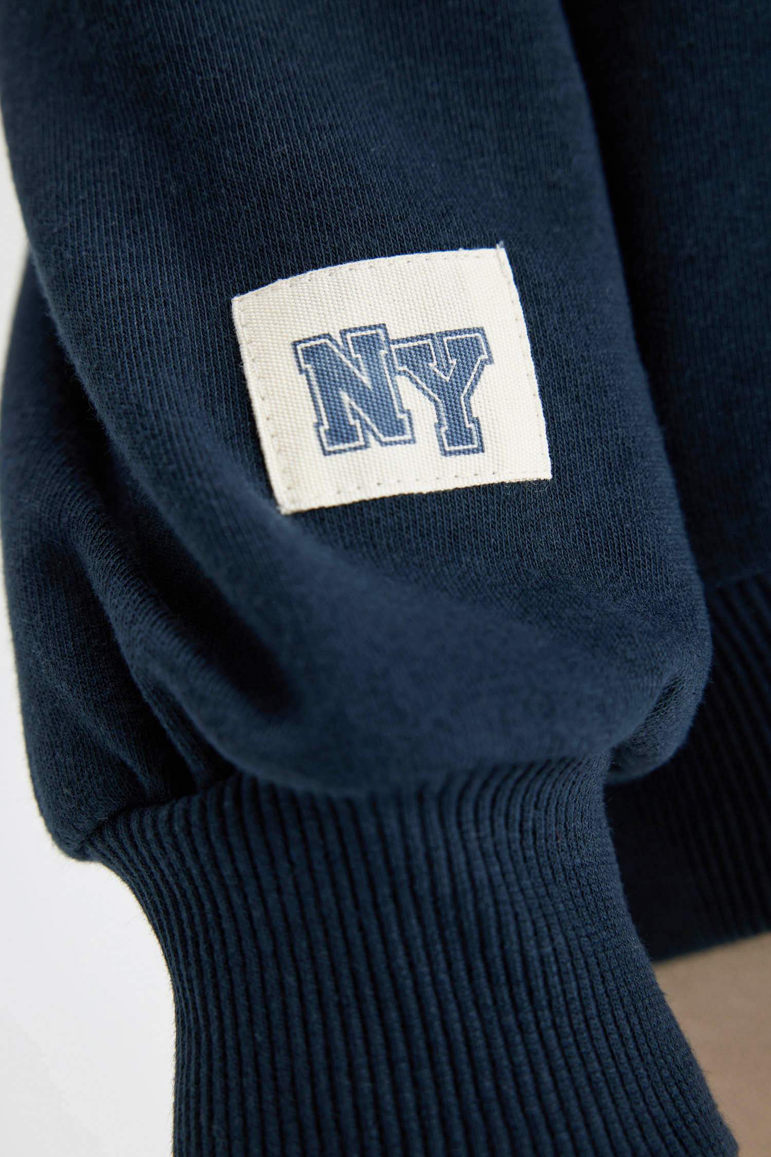 Girl NBA Brooklyn Nets Oversize Fit Crew Neck Sweatshirt