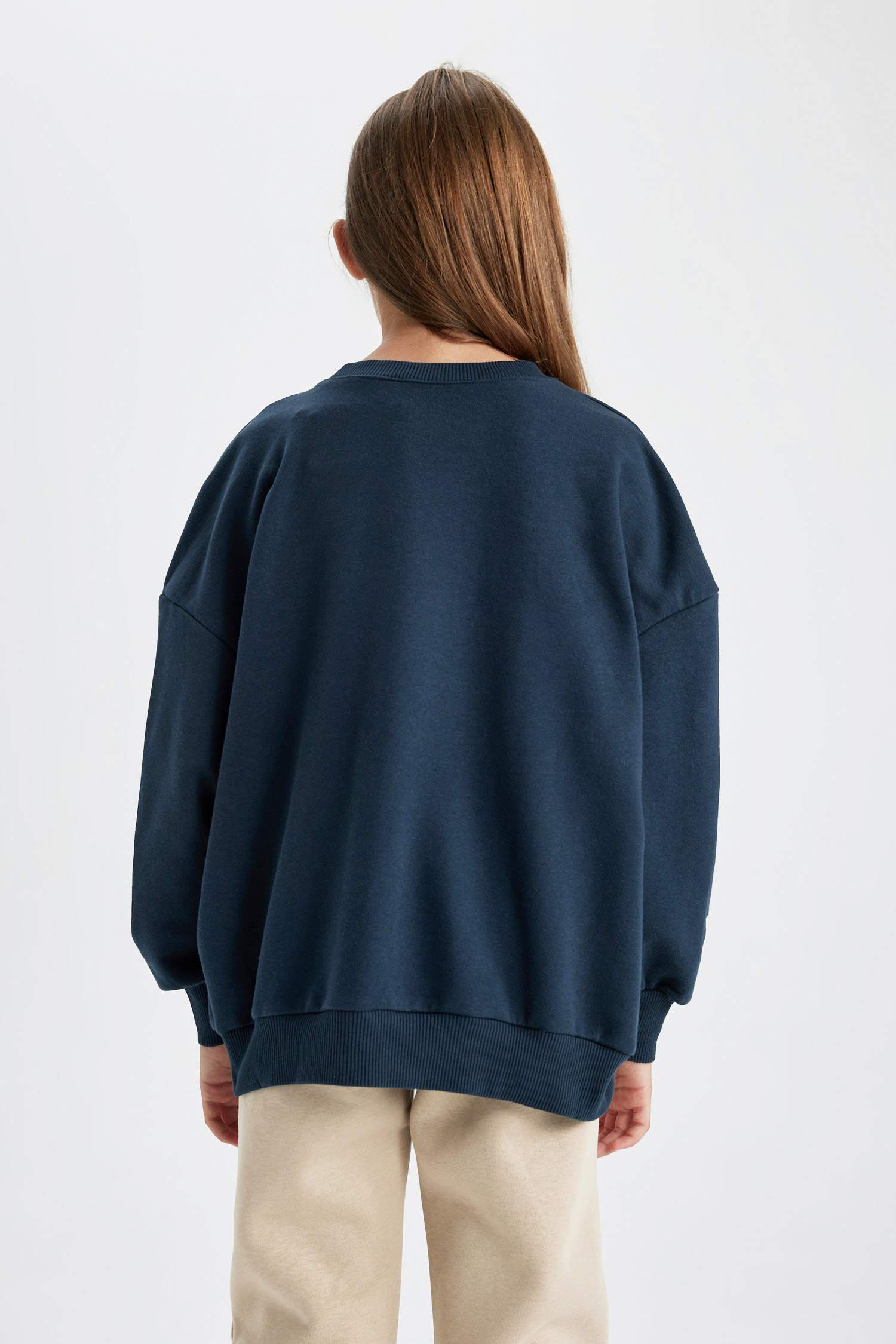 Girl NBA Brooklyn Nets Oversize Fit Crew Neck Sweatshirt