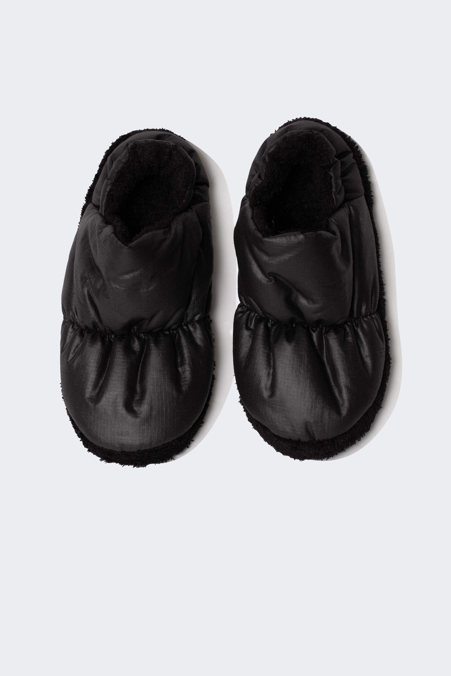 Man Flat Sole Slipper