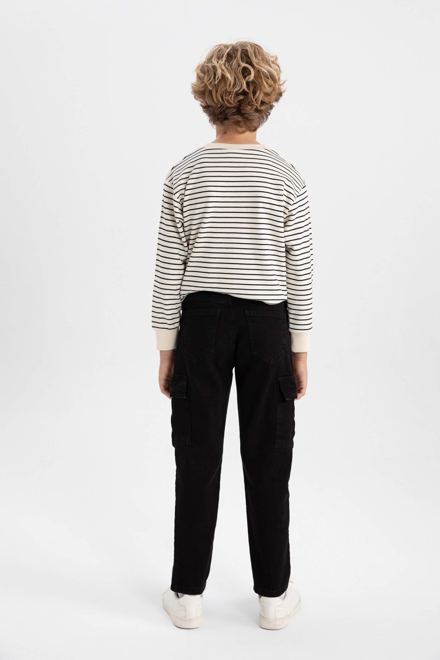 بنطلون جينز كارجو بجيب