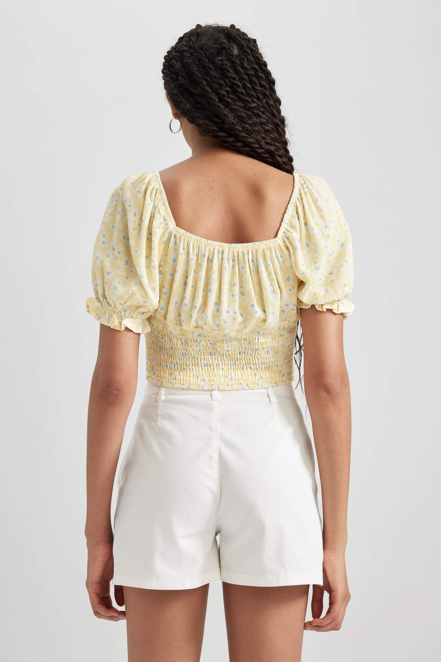 Slim Fit V-Neck Printed Short Sleeve Blouse