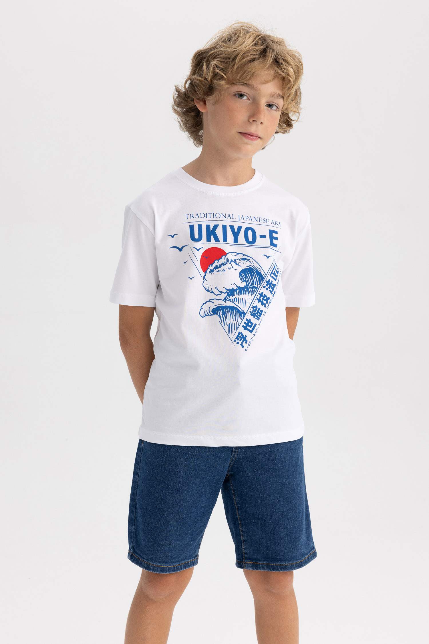 Jeune pull décontracté Noir et Blanc / 7ans