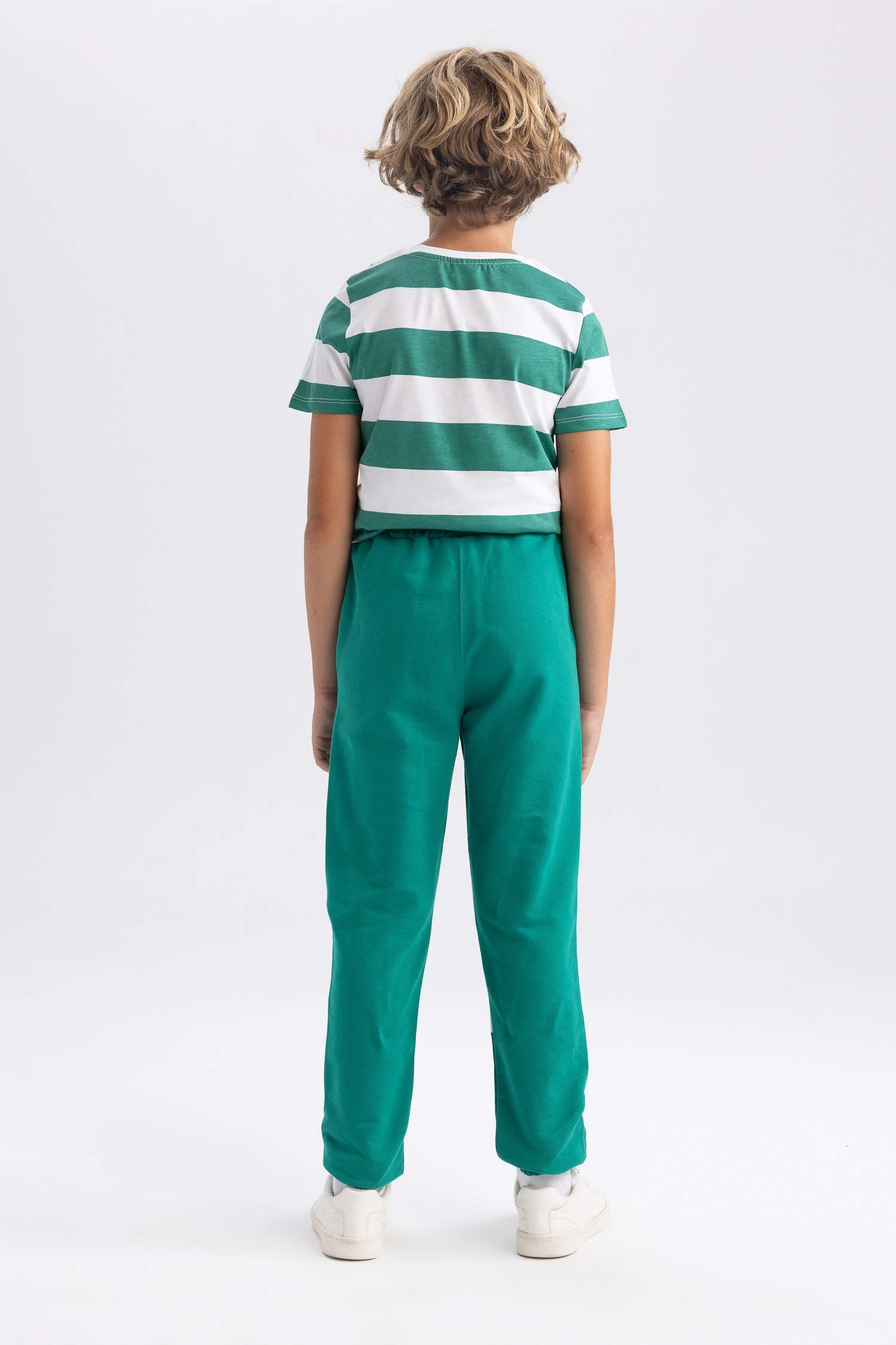 Buy online Boys Mid Rise Green Solid Trousers from boys for Women by V-mart  for ₹409 at 9% off | 2024 Limeroad.com