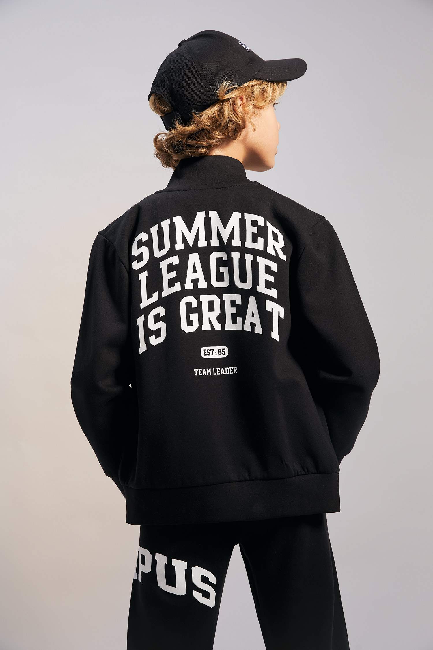 Boy Stand Collar Printed Zippered Sweatshirt