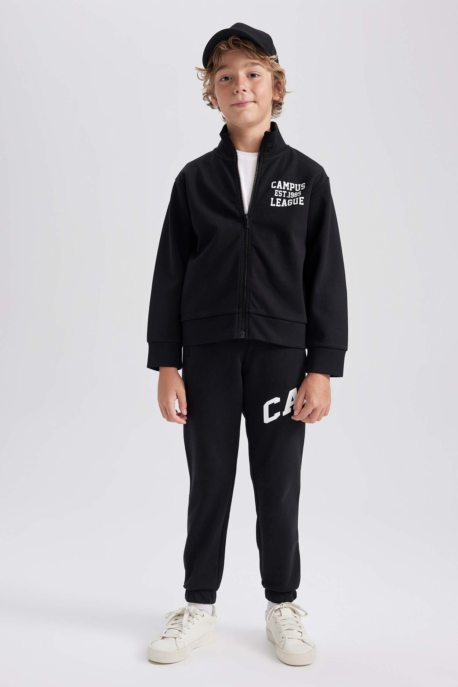 Boy Stand Collar Printed Zippered Sweatshirt