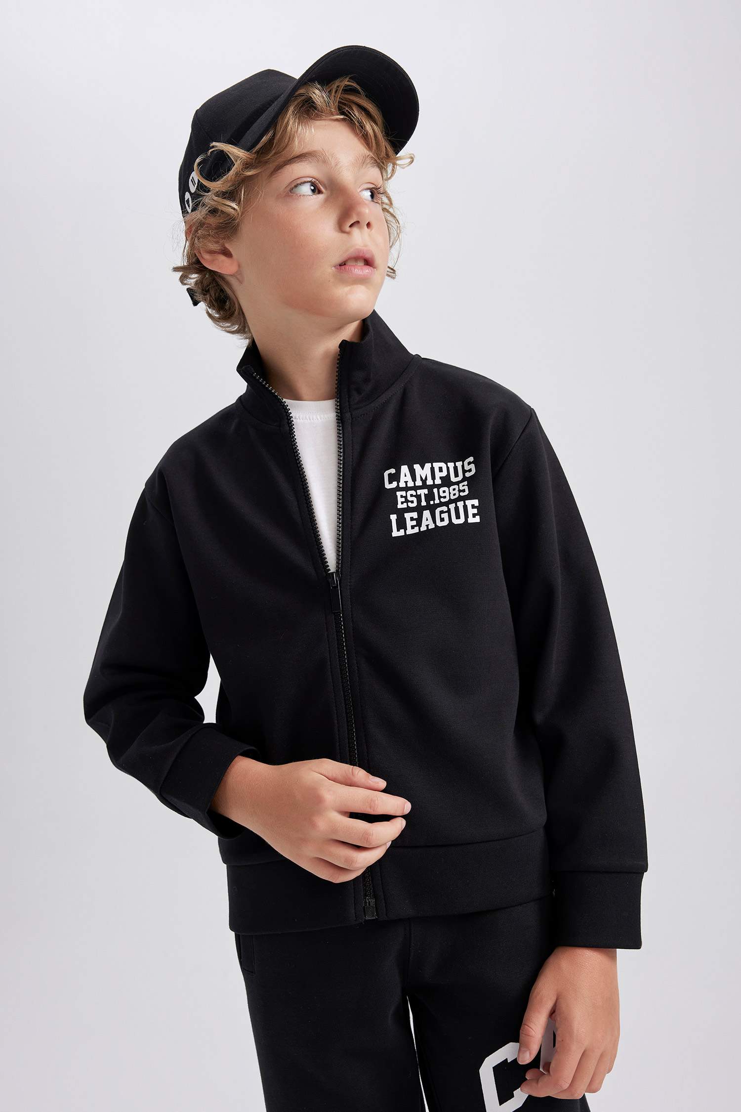 Boy Stand Collar Printed Zippered Sweatshirt