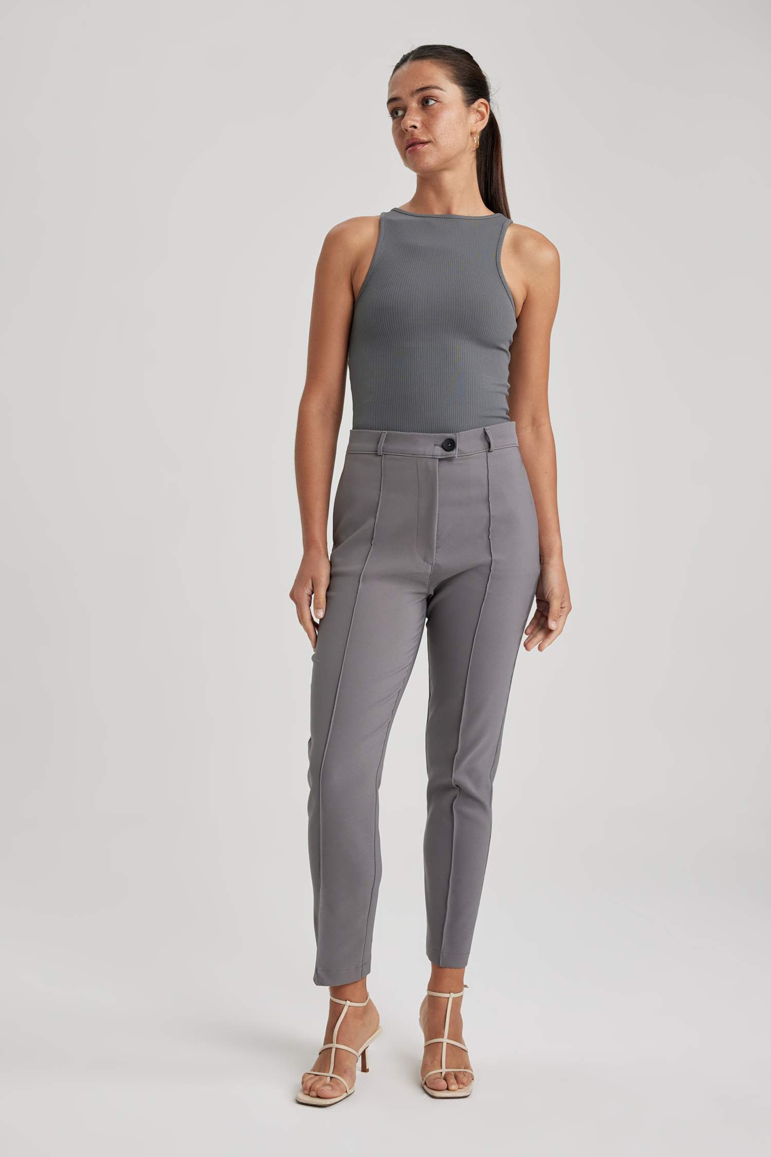 Брюки c высокой талией для женщин