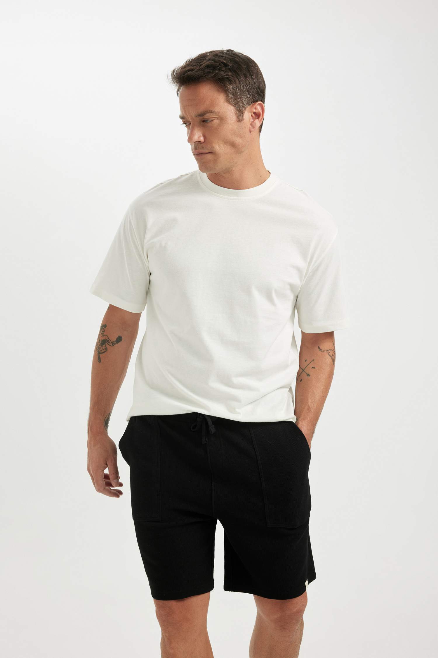 Slim Fit Elastic Waisted Shorts