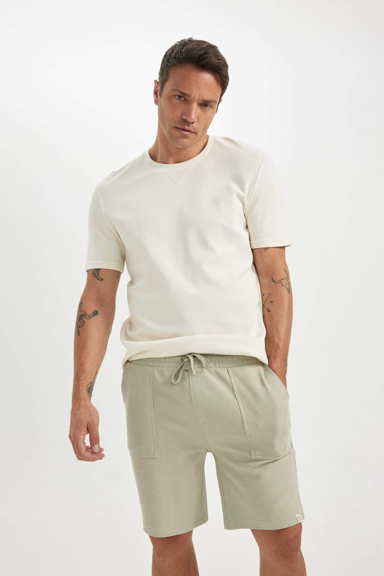 Slim Fit Elastic Waisted Shorts