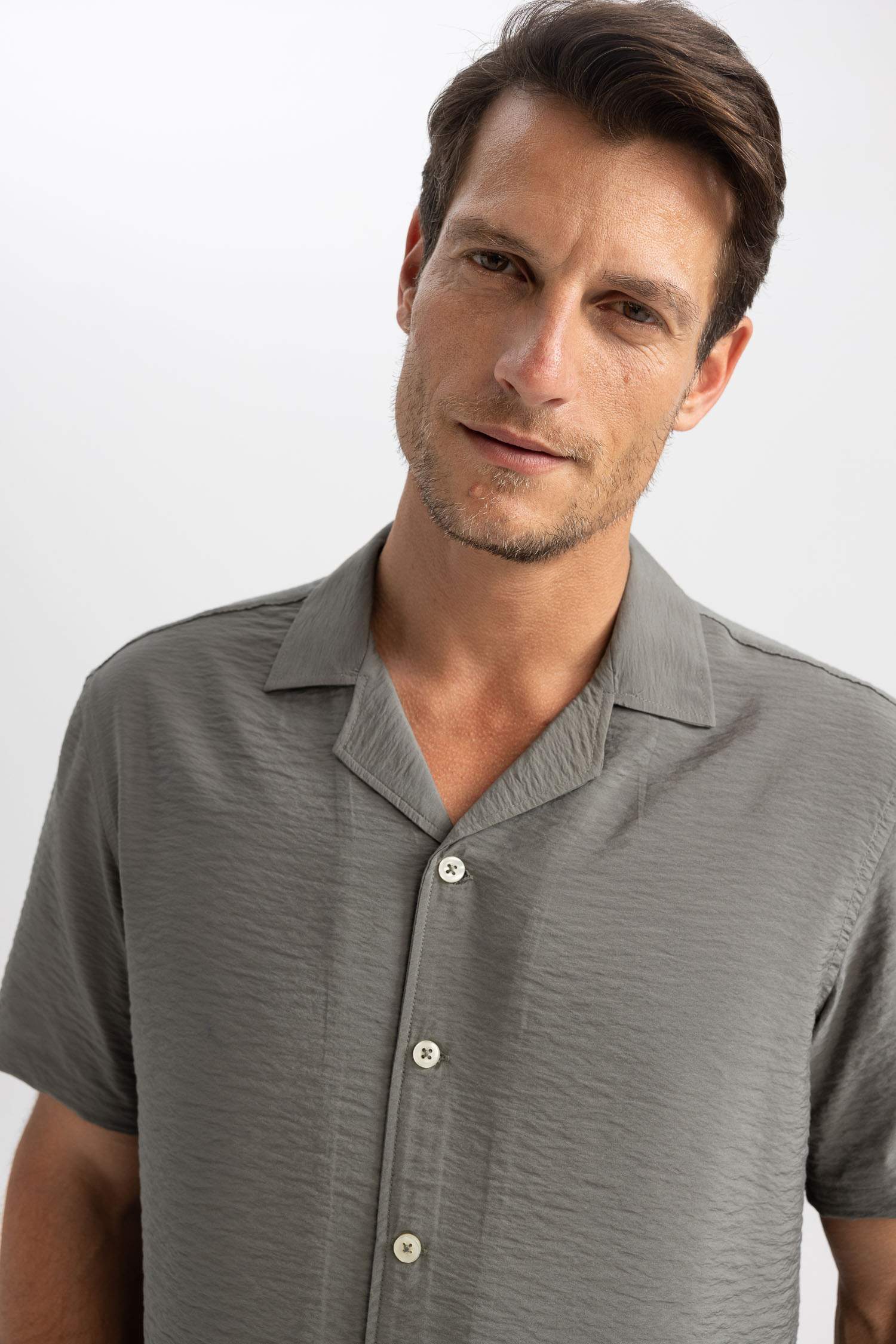 Chemise Slim Grise À Fleurs Bicolore Pour Homme À Manches Courtes S050