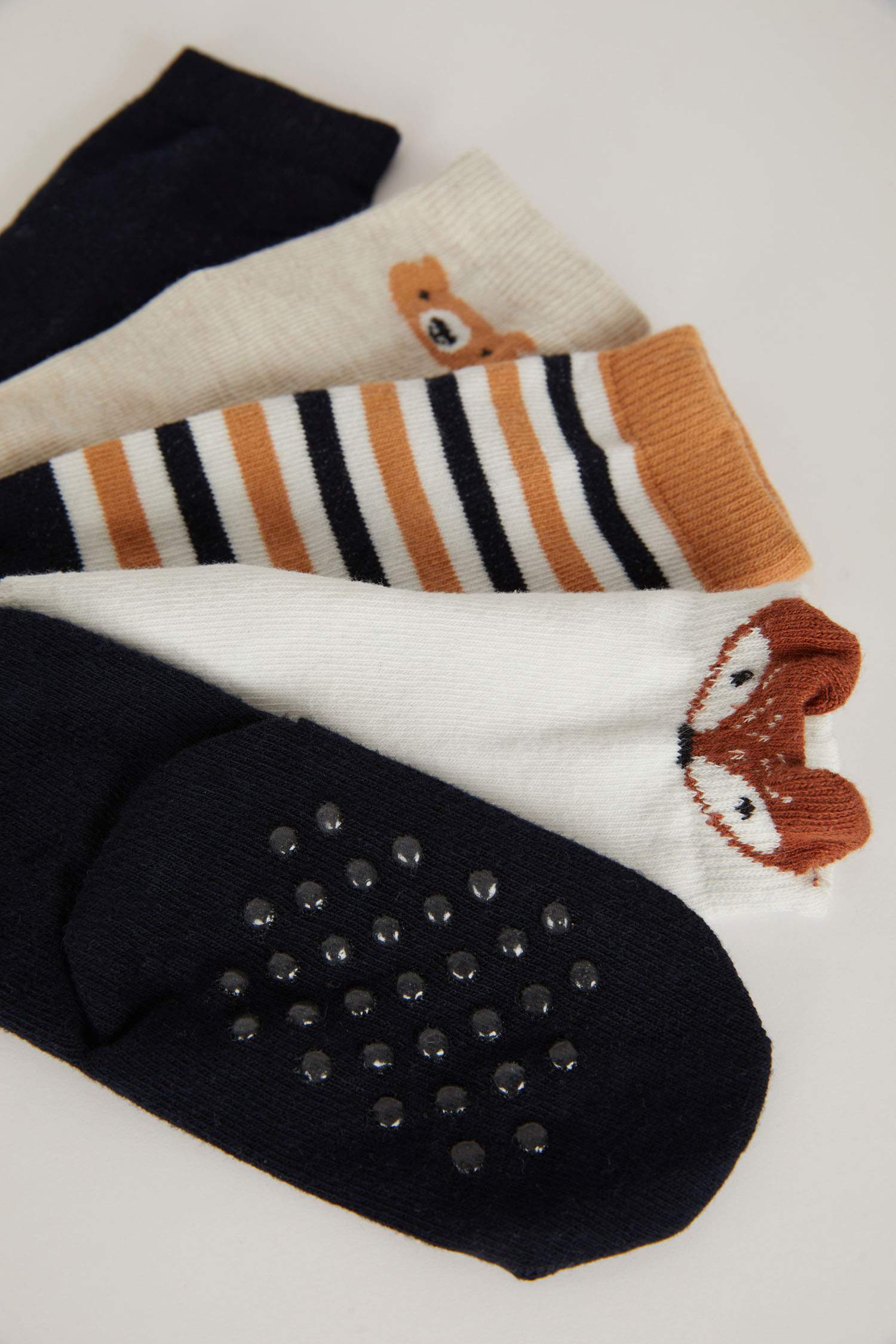 Erkek Bebek Kaydırmaz Taban 5'li Pamuklu Uzun Çorap