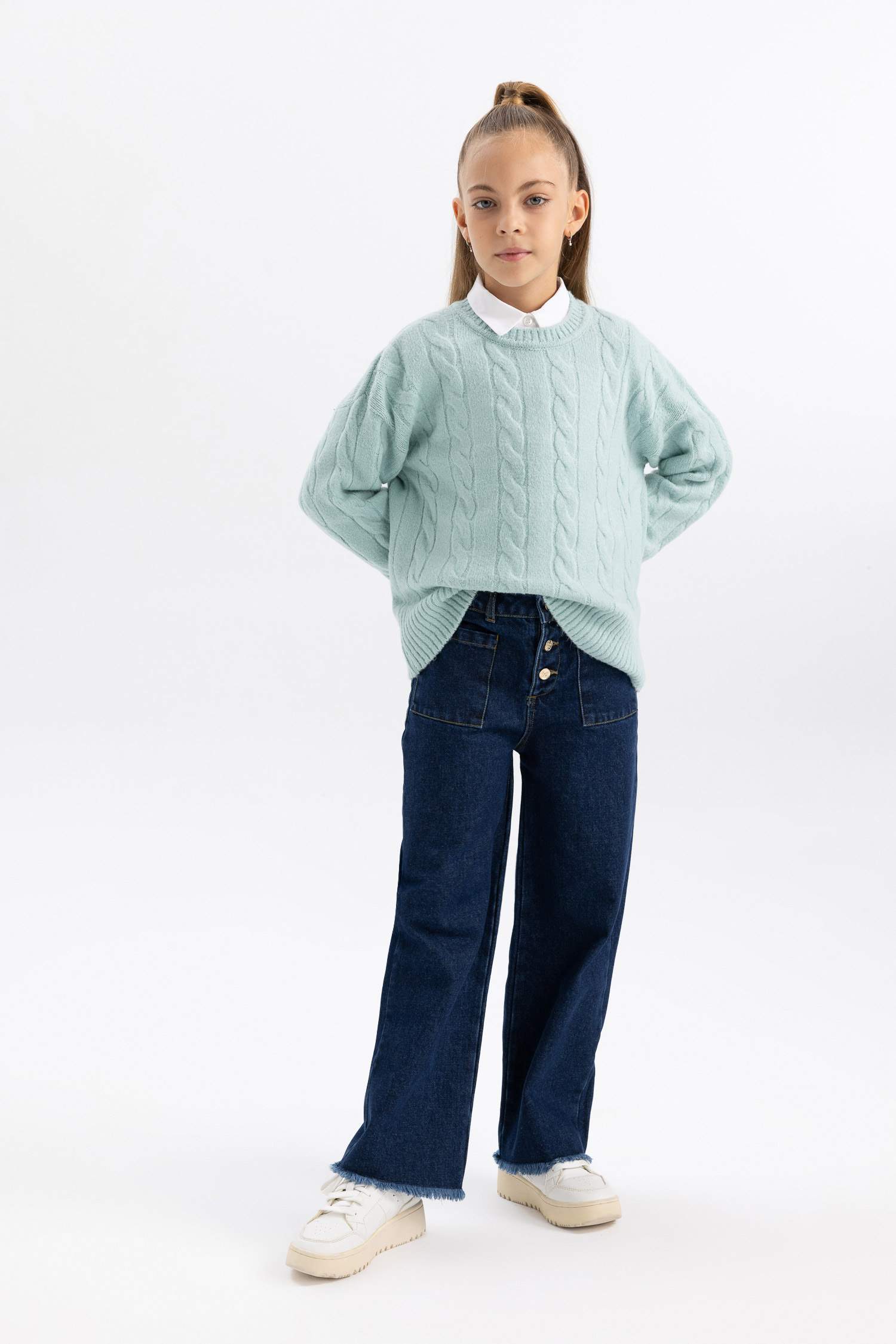 Kız Çocuk Bisiklet Yaka Saç Örgülü Triko Kazak