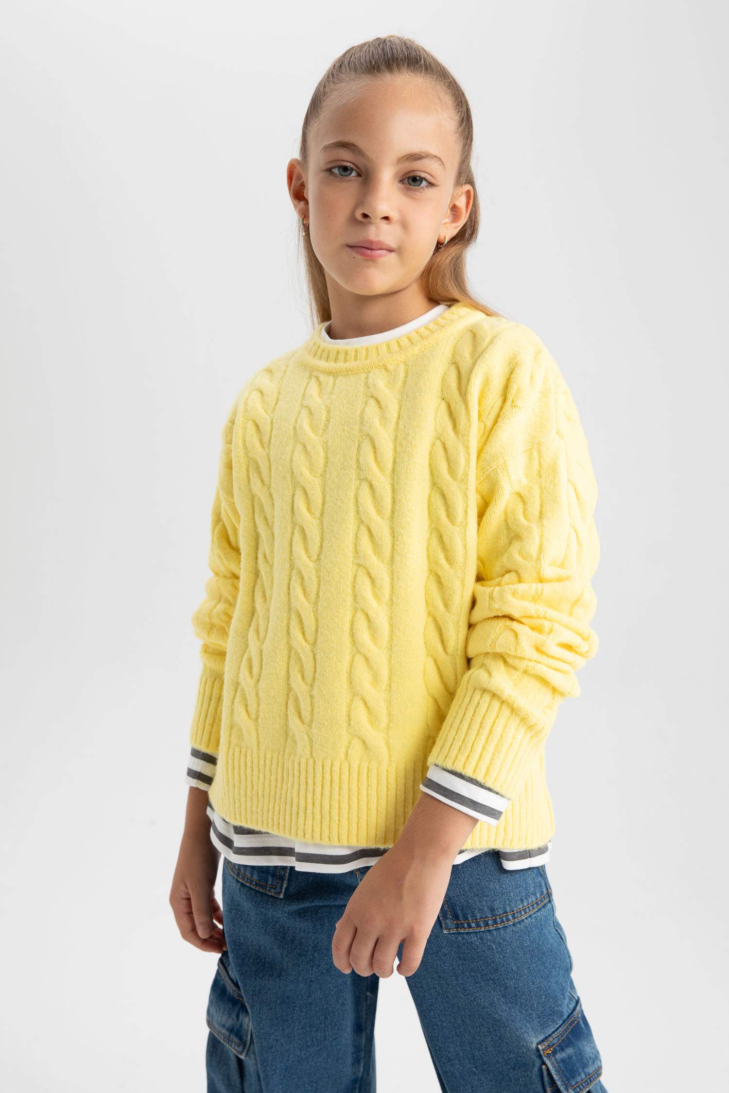 Kız Çocuk Bisiklet Yaka Saç Örgülü Triko Kazak